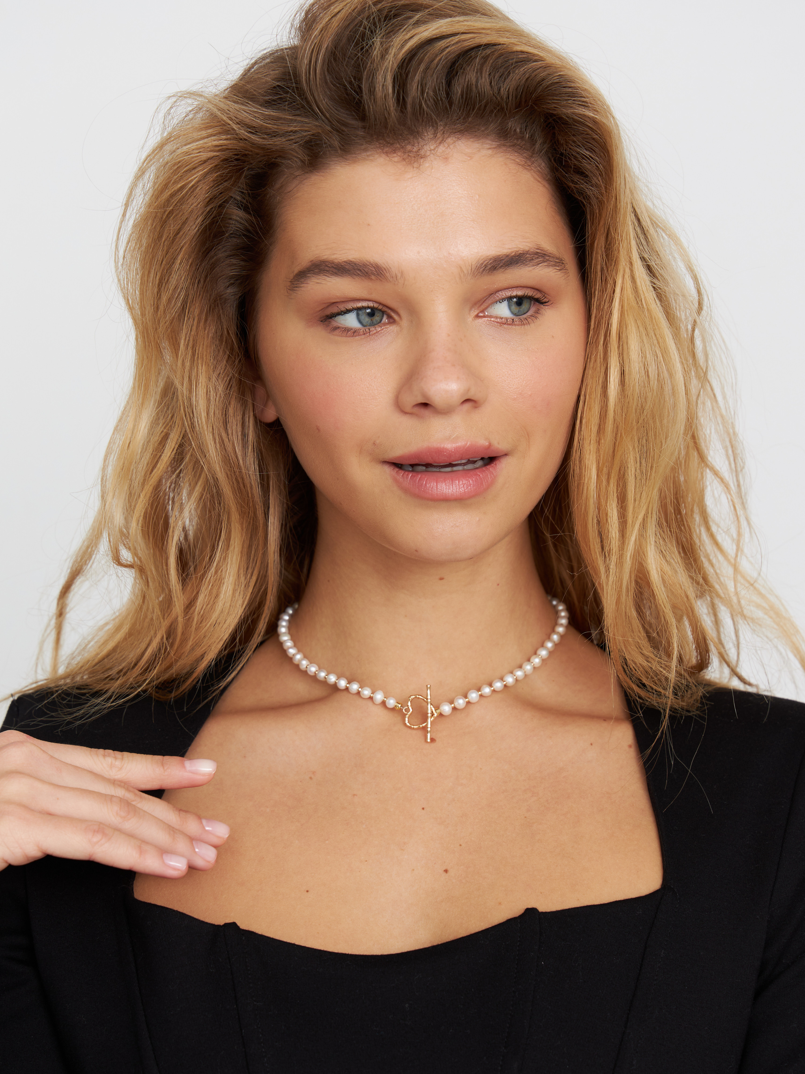 Buro Photoplay украшения. Fashion фотограф в Москве Алиса Деко