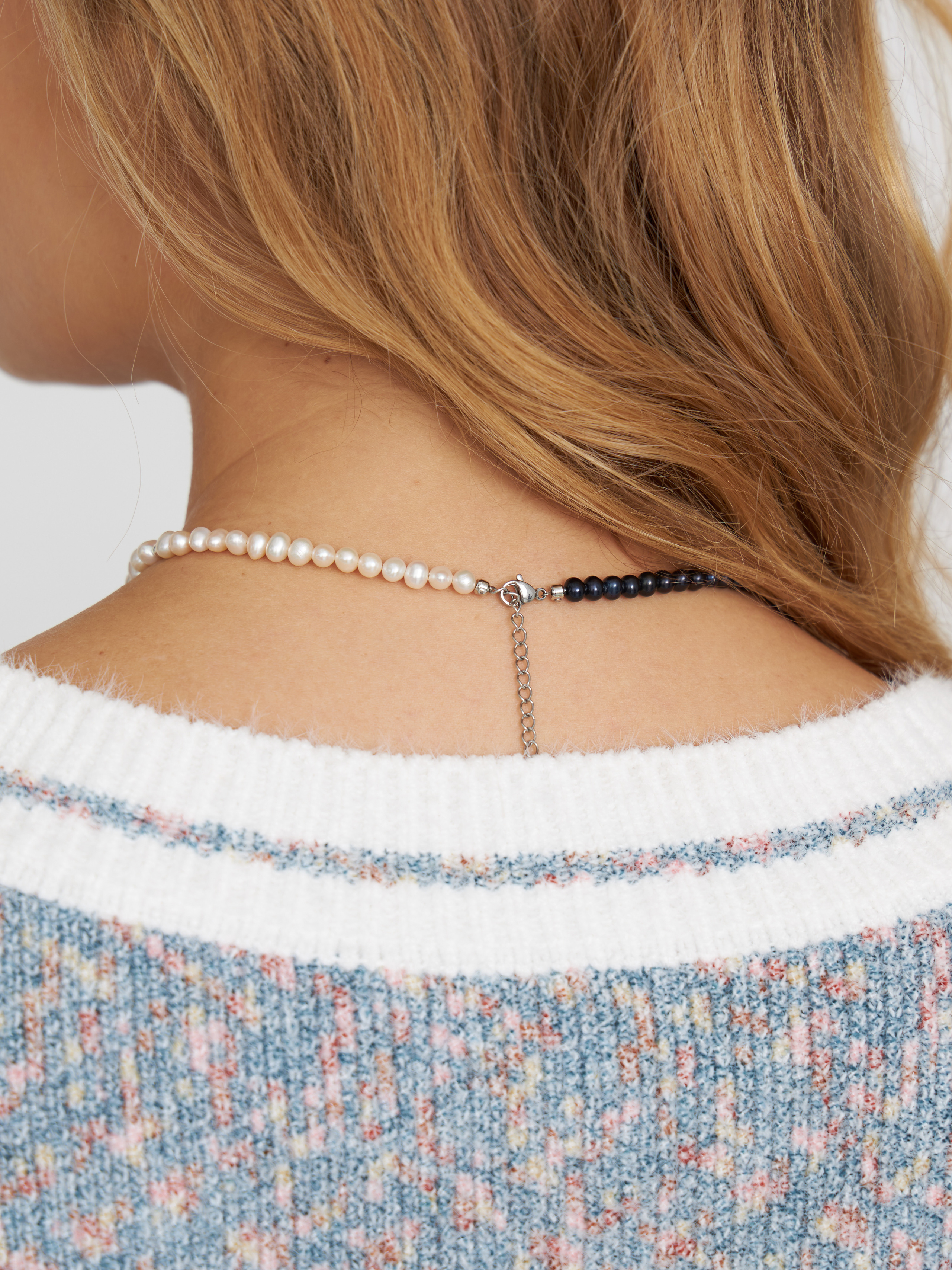 Buro Photoplay украшения. Fashion фотограф в Москве Алиса Деко