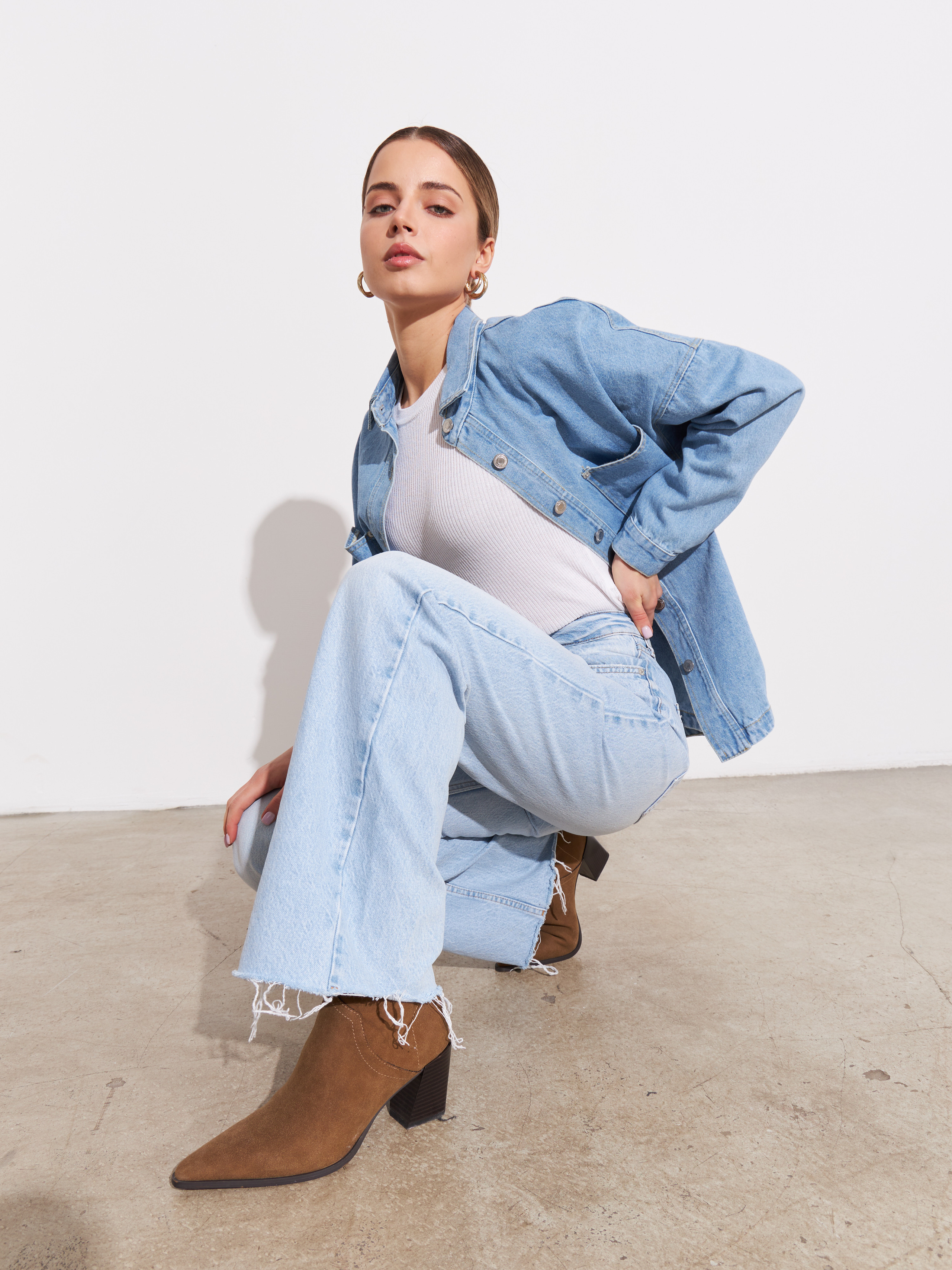 Harizmic feb'23. Fashion фотограф в Москве Алиса Деко