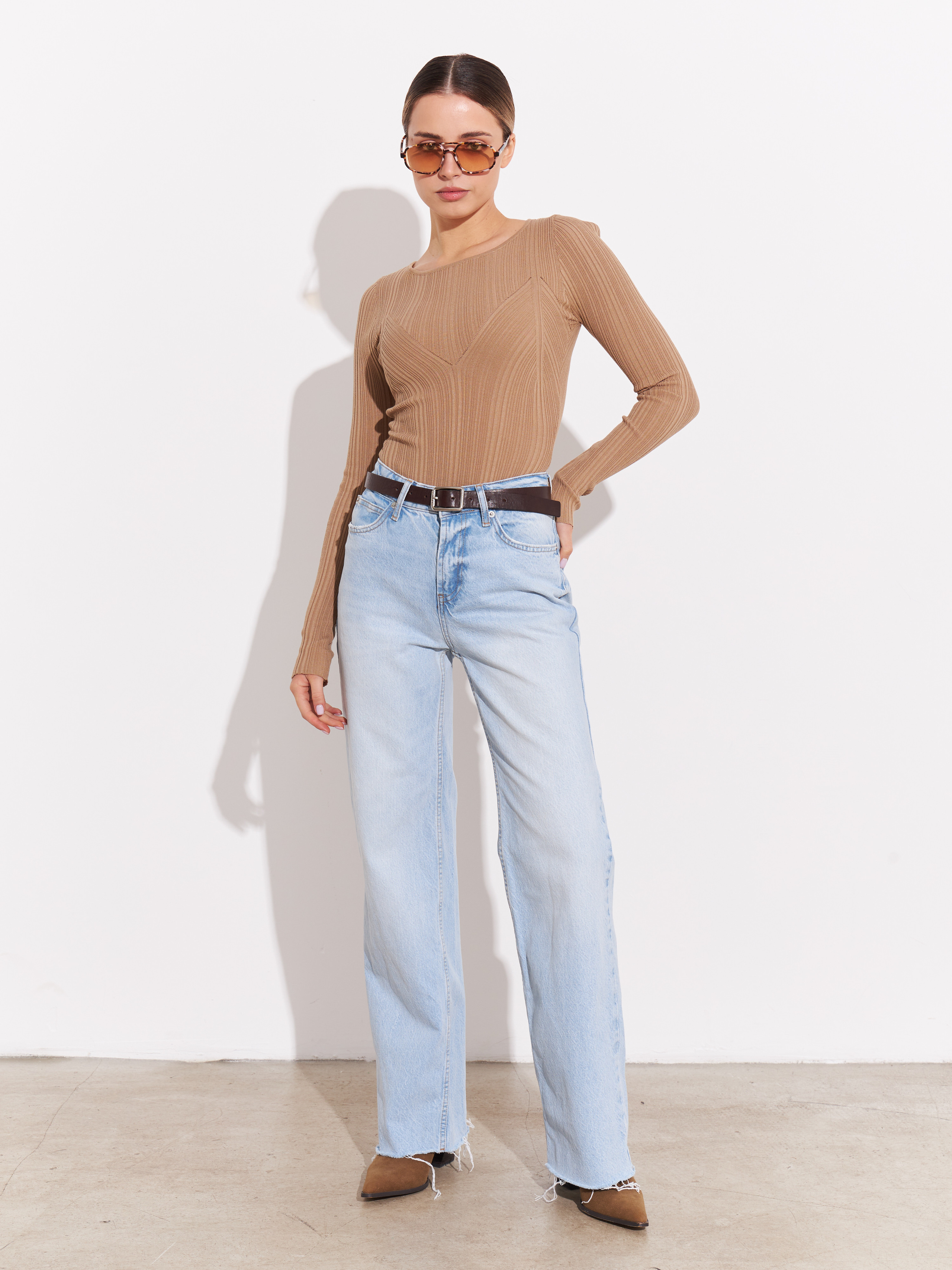 Harizmic feb'23. Fashion фотограф в Москве Алиса Деко