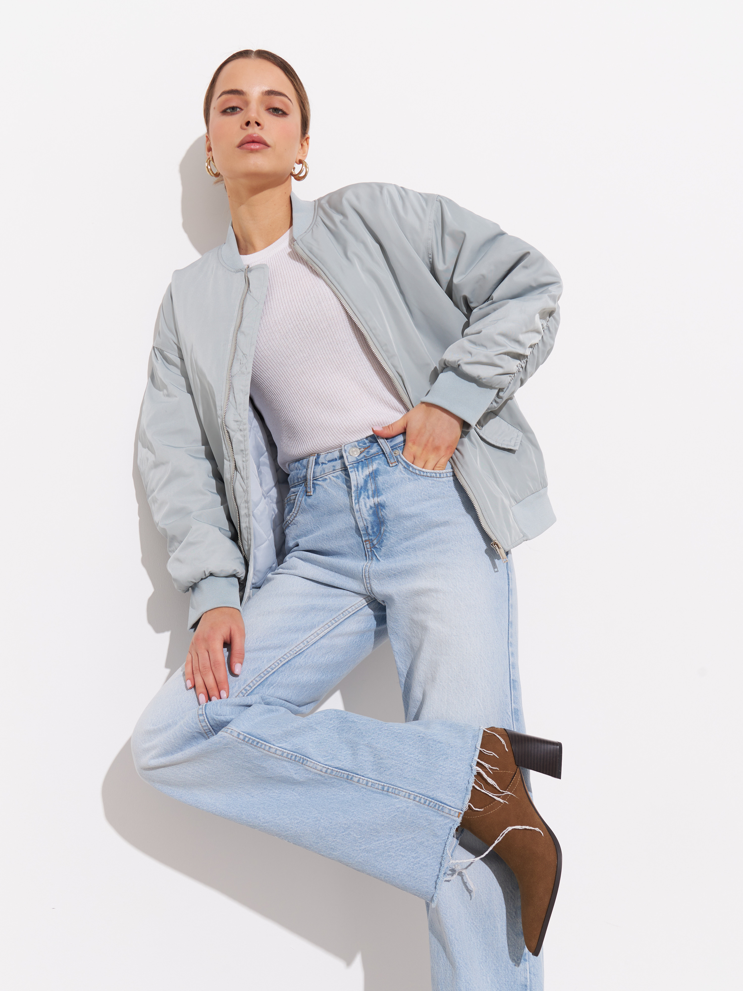 Harizmic feb'23. Fashion фотограф в Москве Алиса Деко