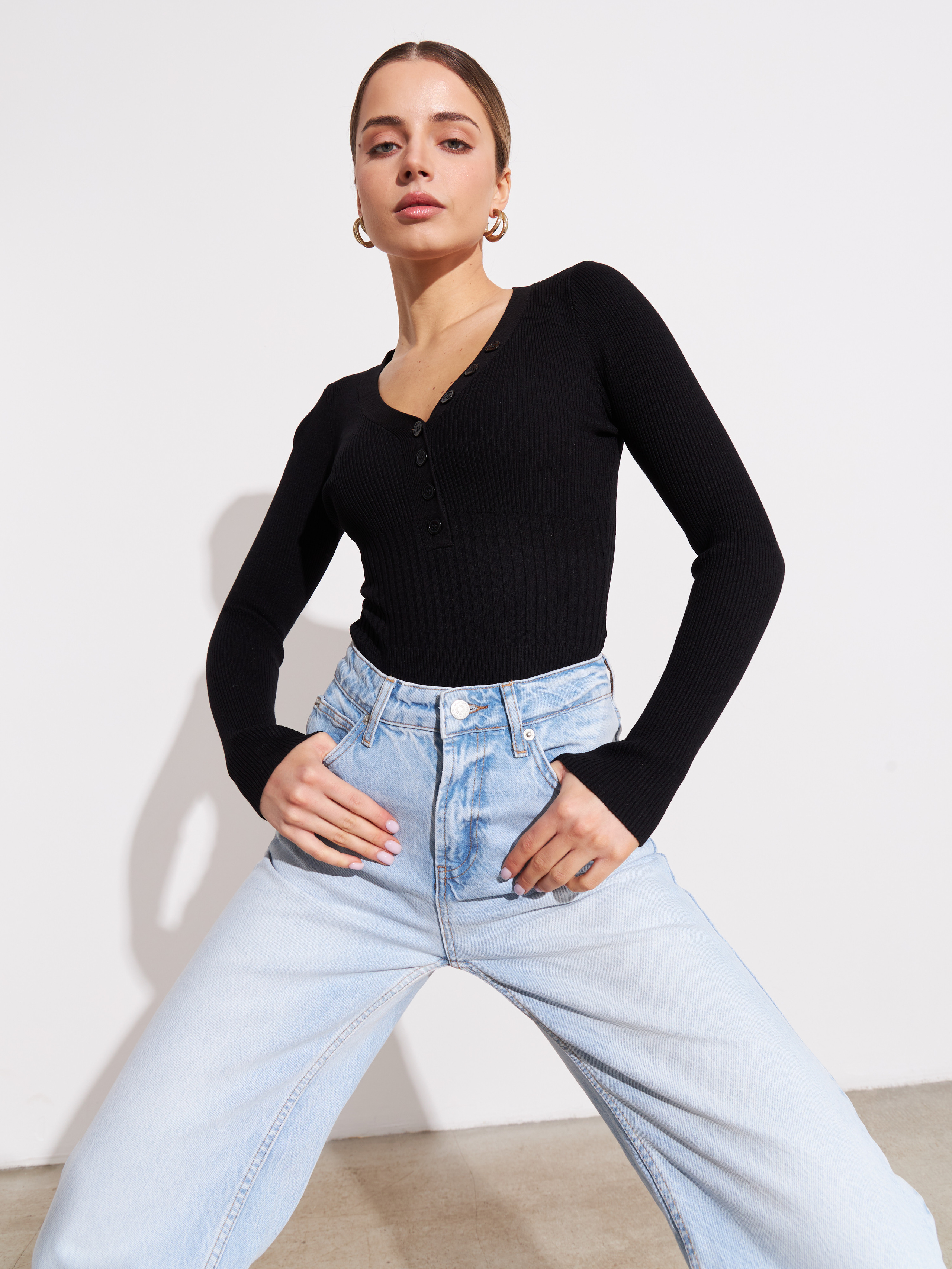 Harizmic feb'23. Fashion фотограф в Москве Алиса Деко