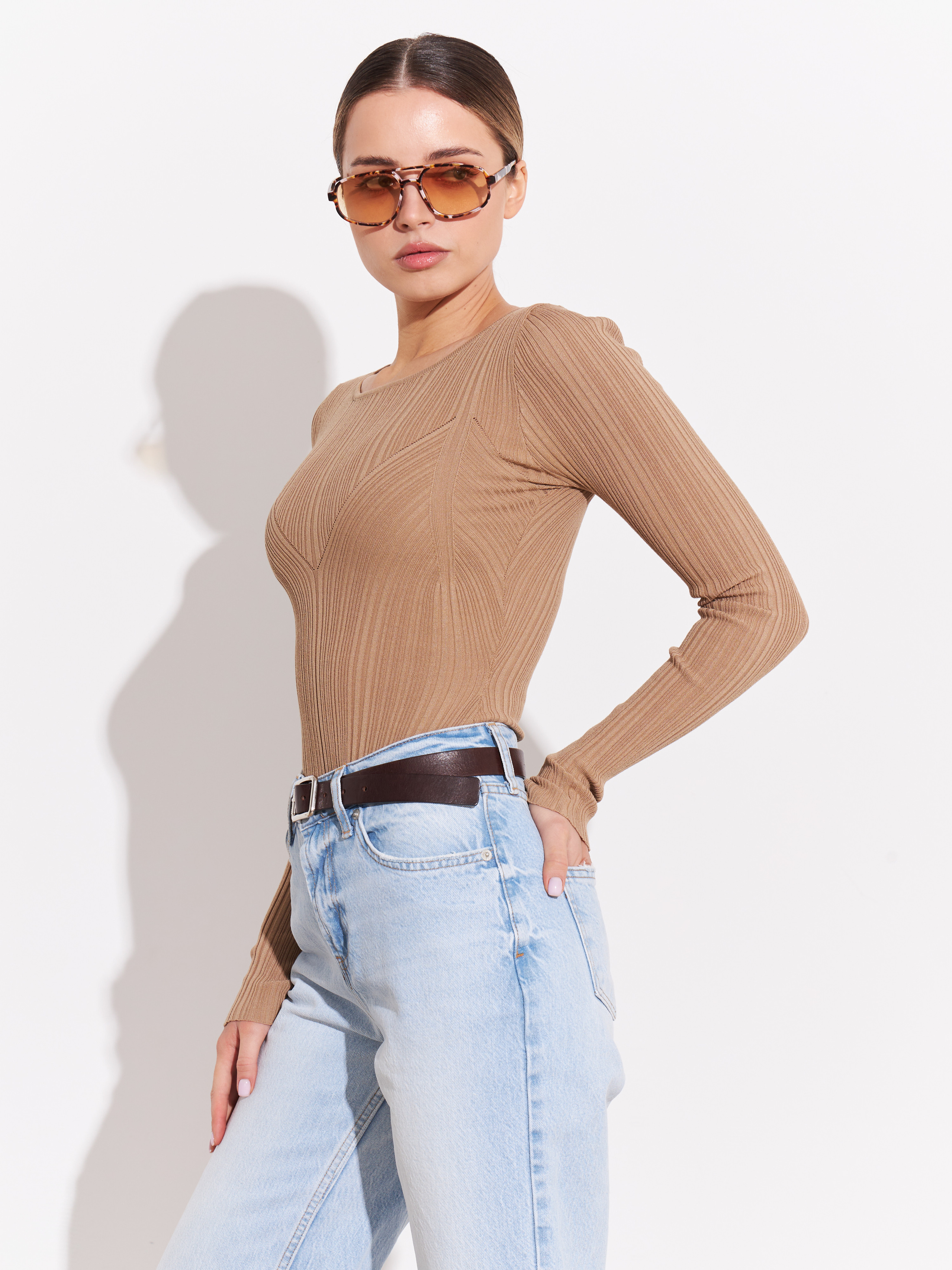 Harizmic feb'23. Fashion фотограф в Москве Алиса Деко