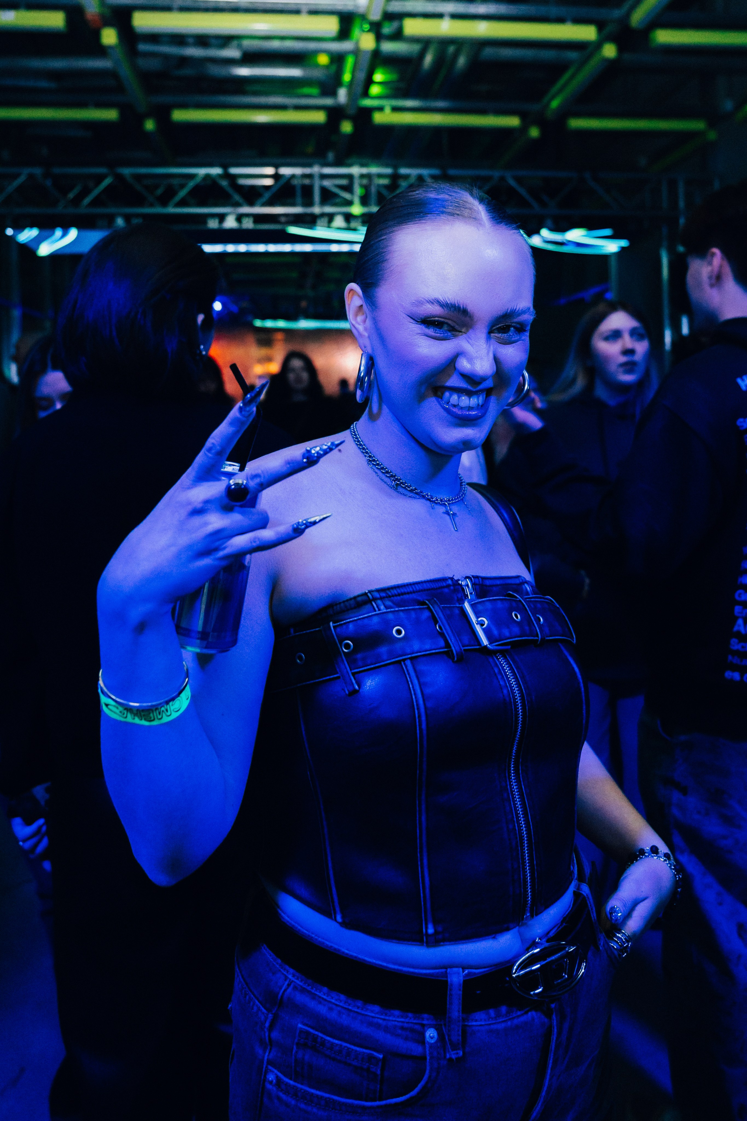 Ночная смена. Главная