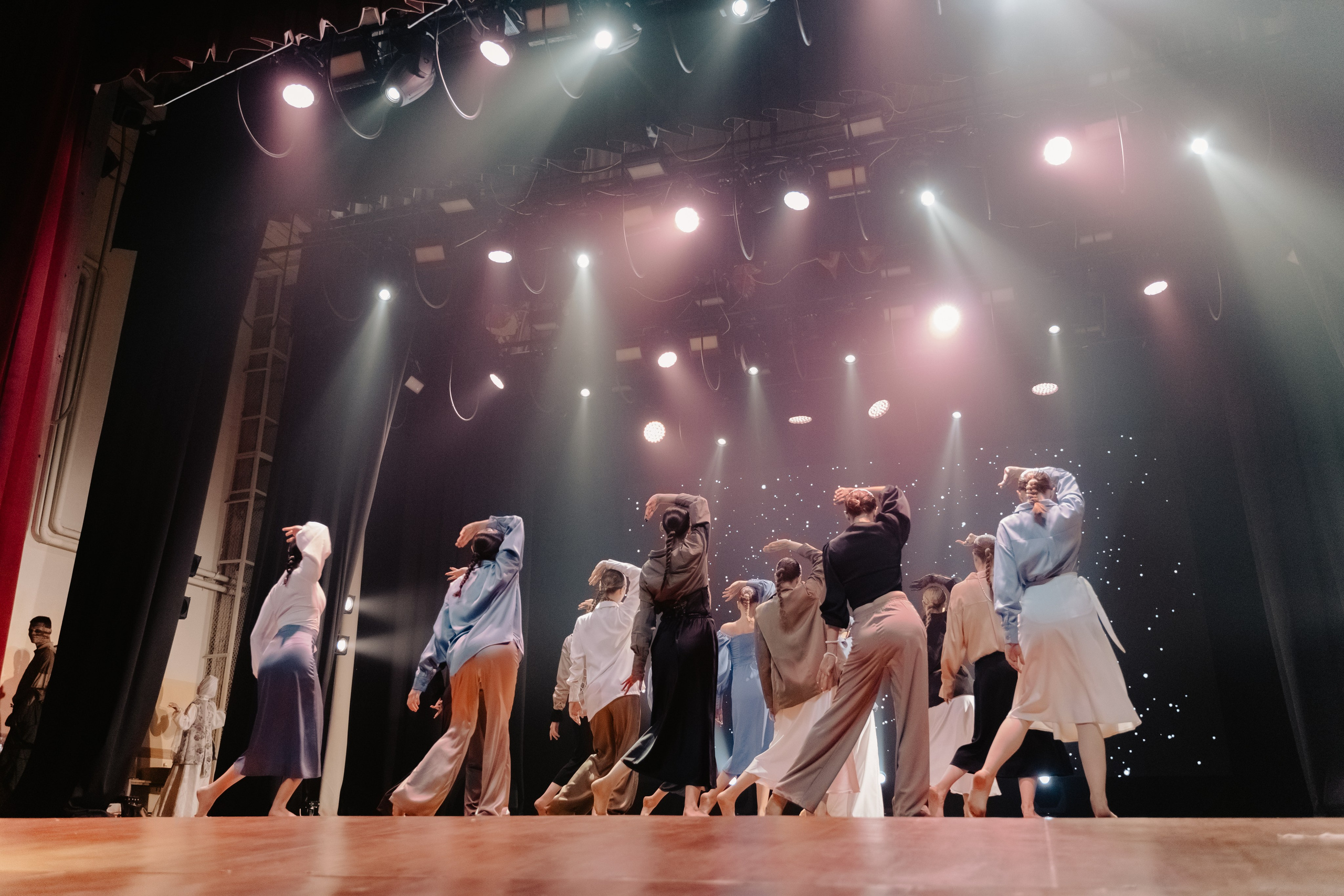 Спектакль «Песнь сирен». Главная