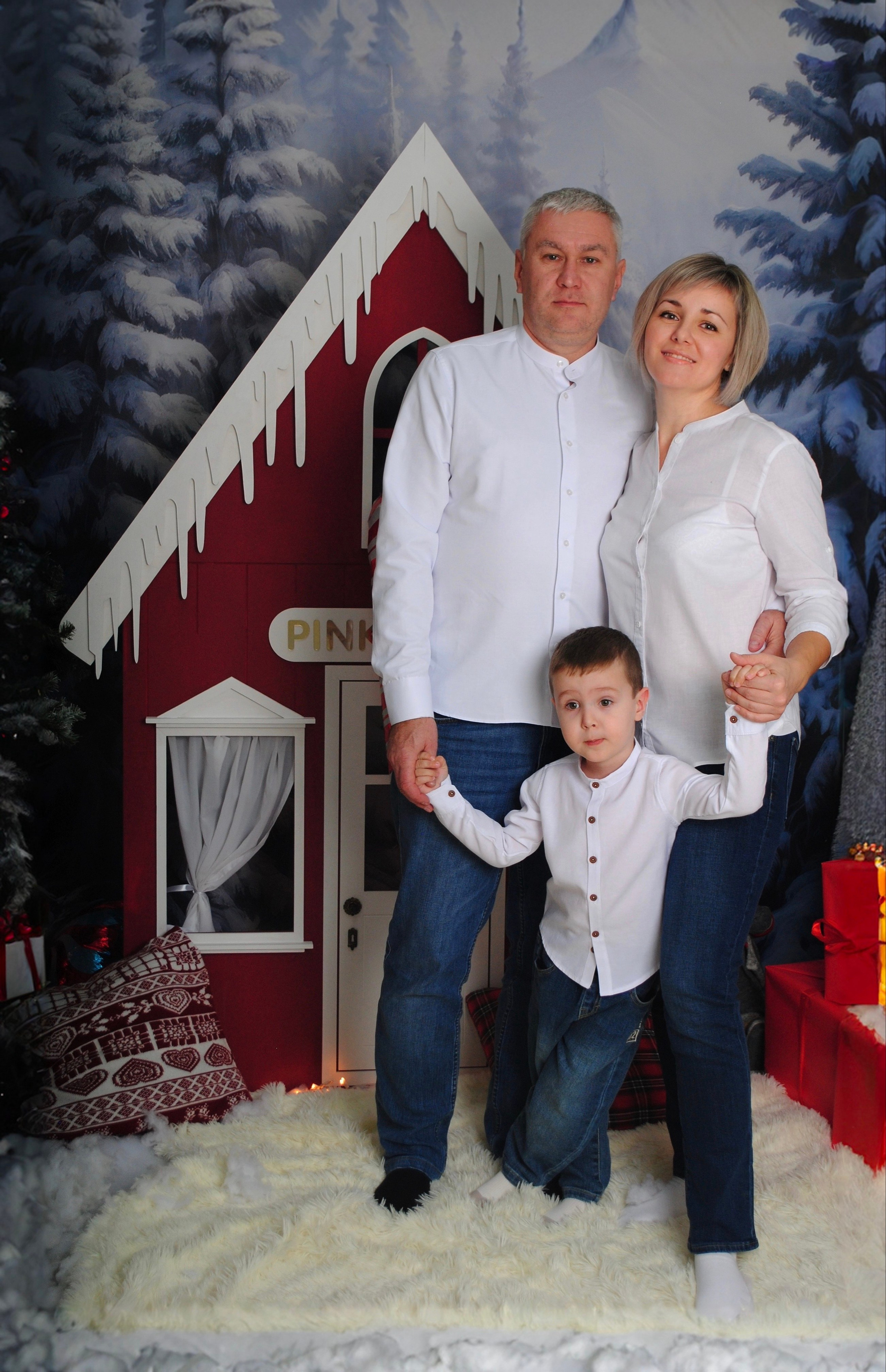 Кристина и семья. Фотограф Мария Мусаелян