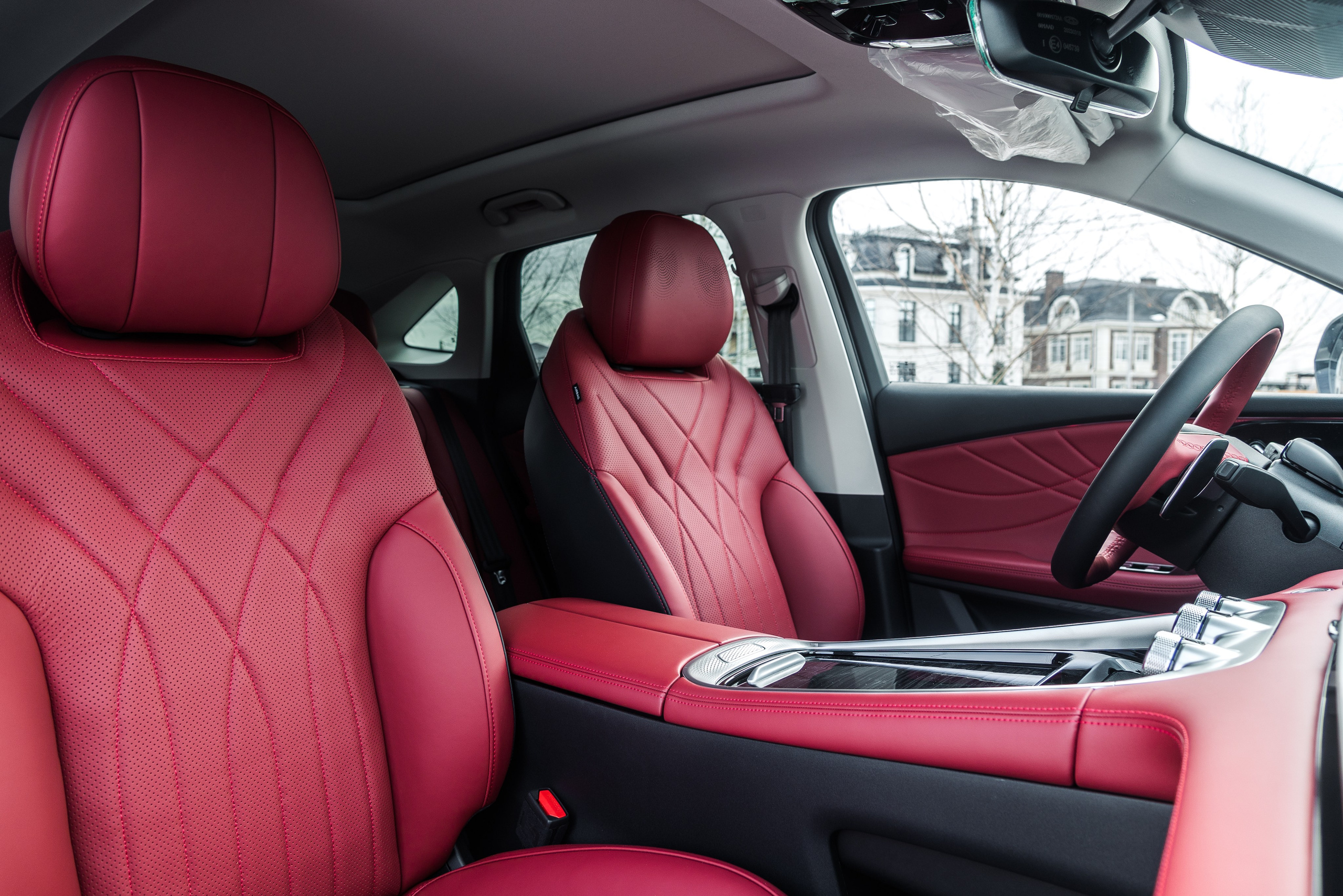 Фотосъемка китайского автомобиля за городом. Жуков Илья  свадебный фотограф в Москве