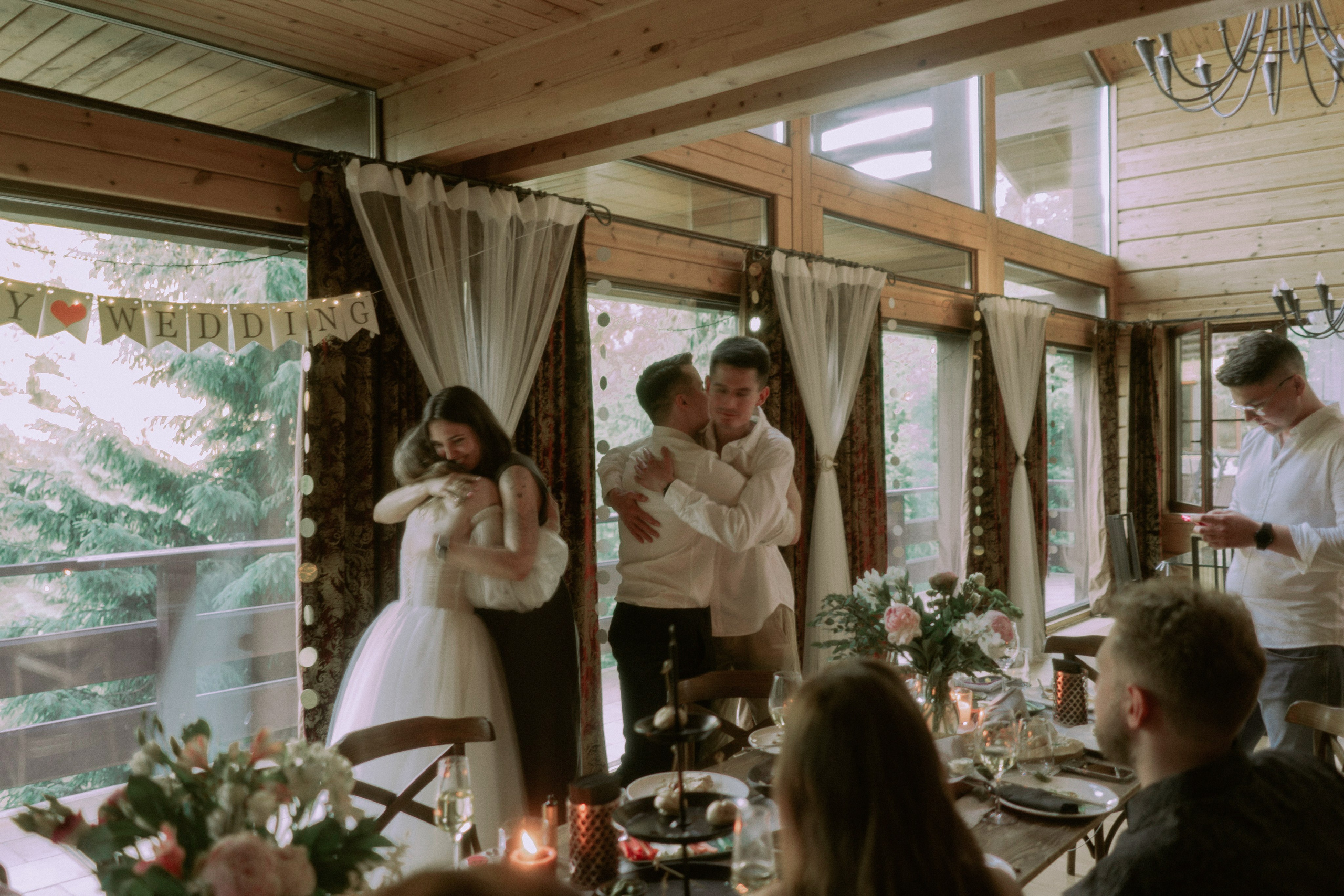 Свадебная субмарина'. Свадебный фотограф в Санкт-Петербурге Миша Репина