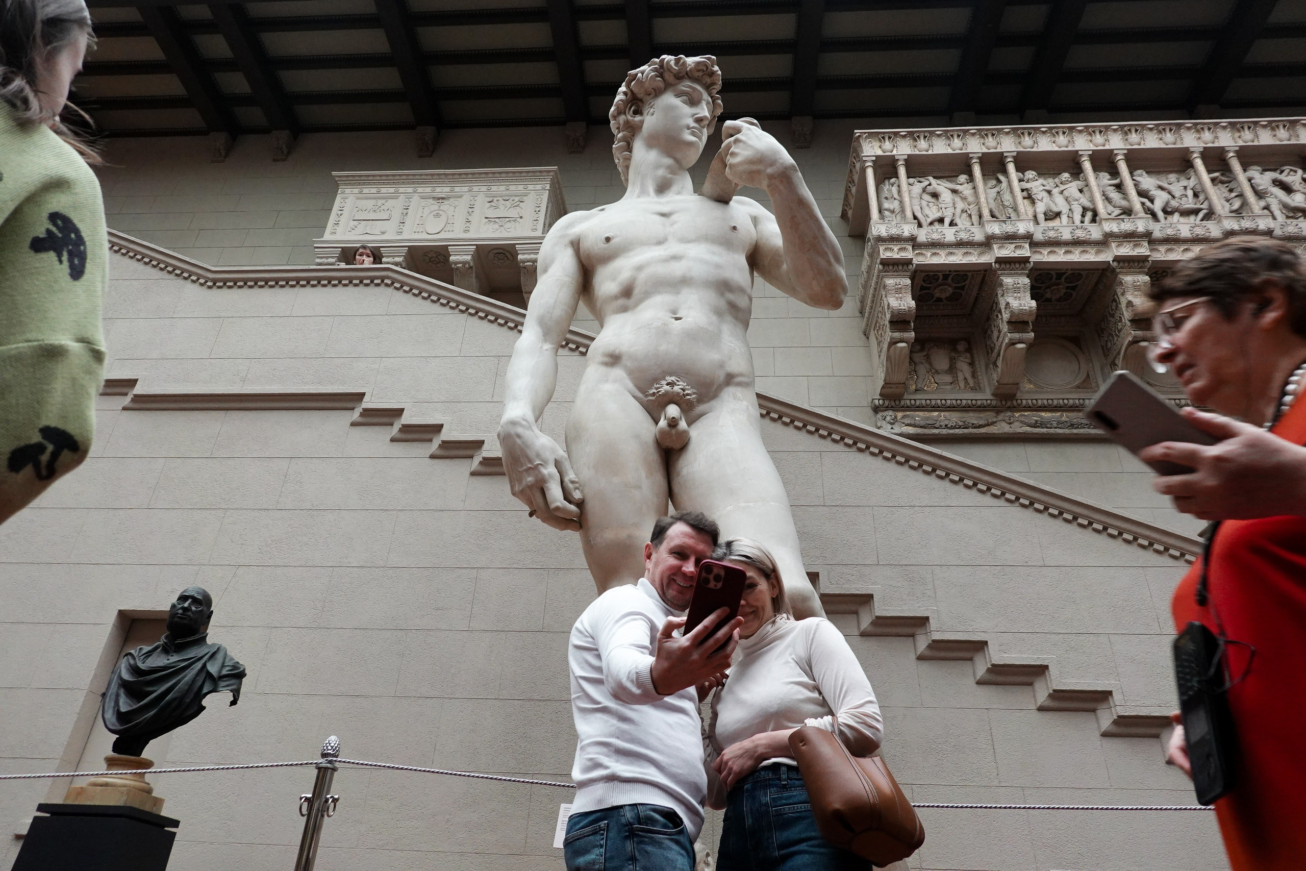 Пушкинский музей. Фотограф Антон Денисенко: Портрет, Документалистика, Пейзаж. Москва