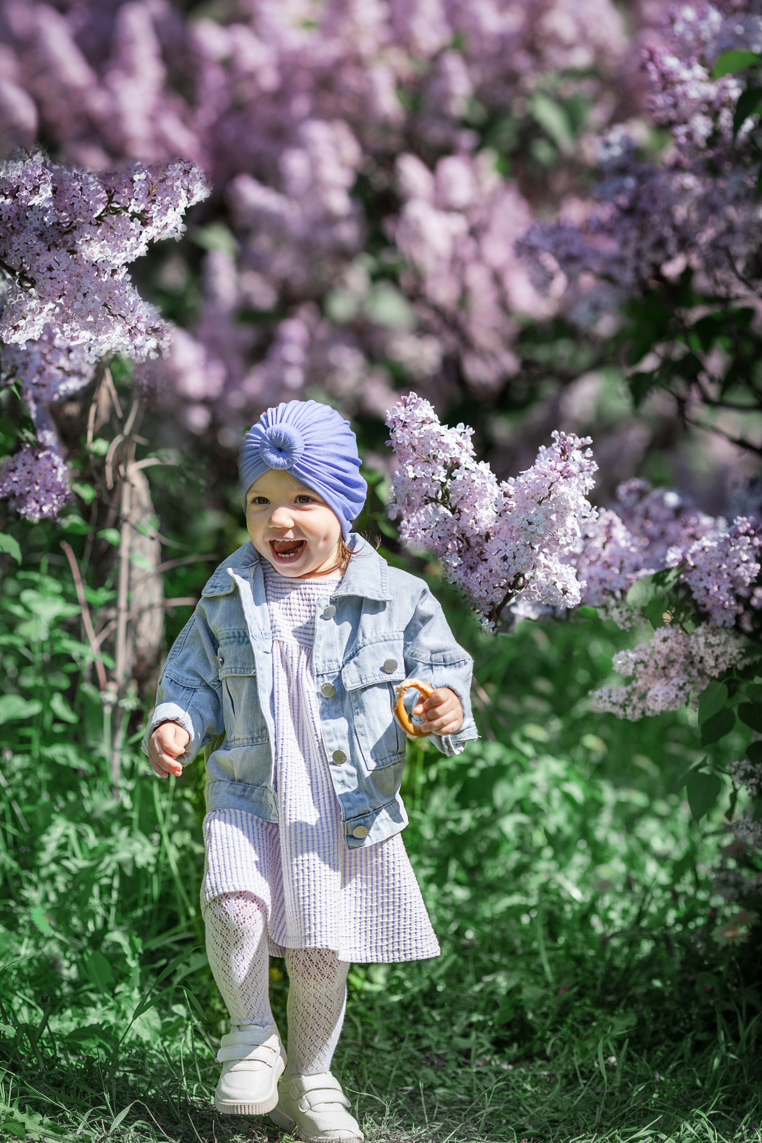 Олеся и Маша в Сиреневом саду. Актерское и модельное портфолио. Фотограф в Москве Екатерина Коломеец