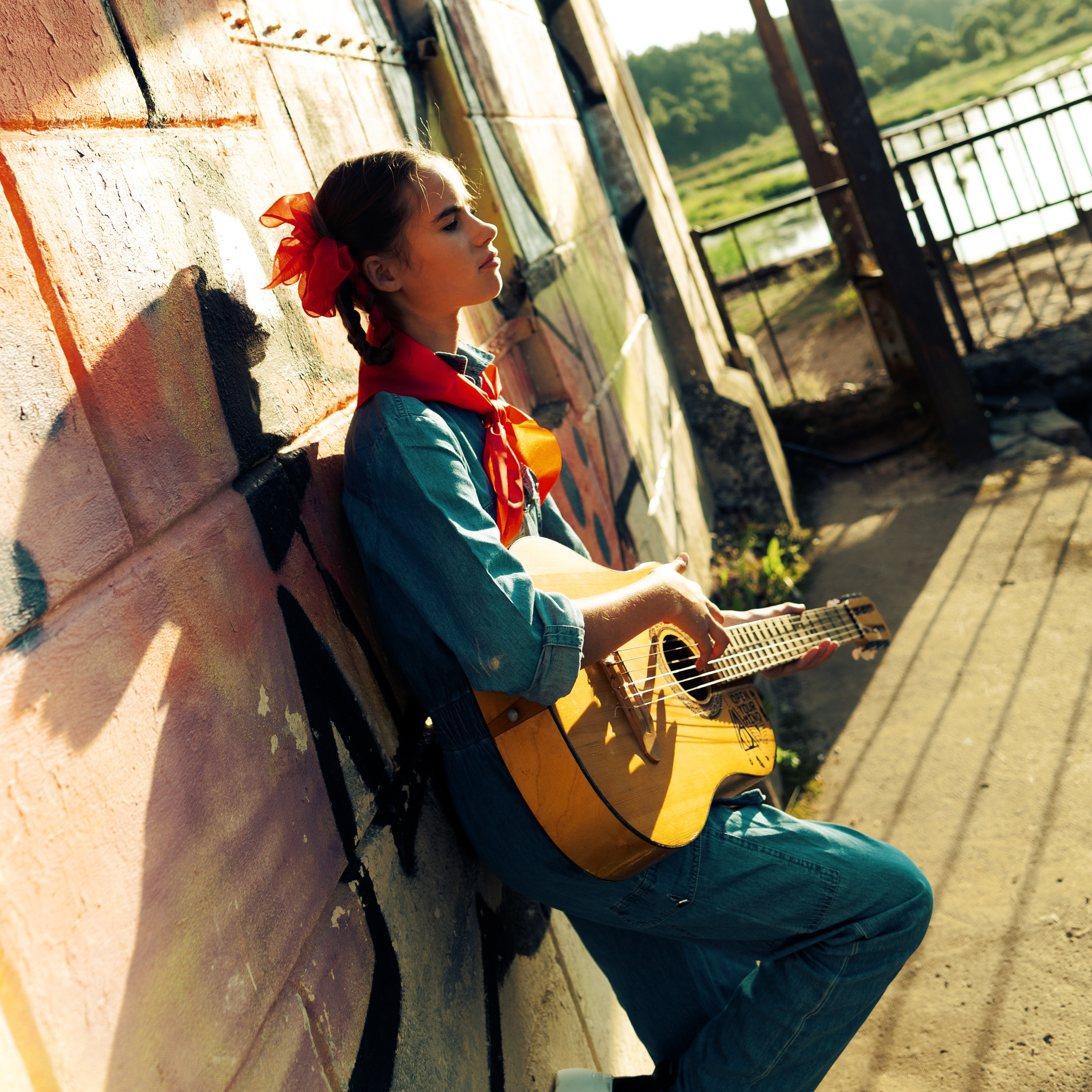 Закат на заброшенной ГЭС. Актерское и модельное портфолио. Фотограф в Москве Екатерина Коломеец