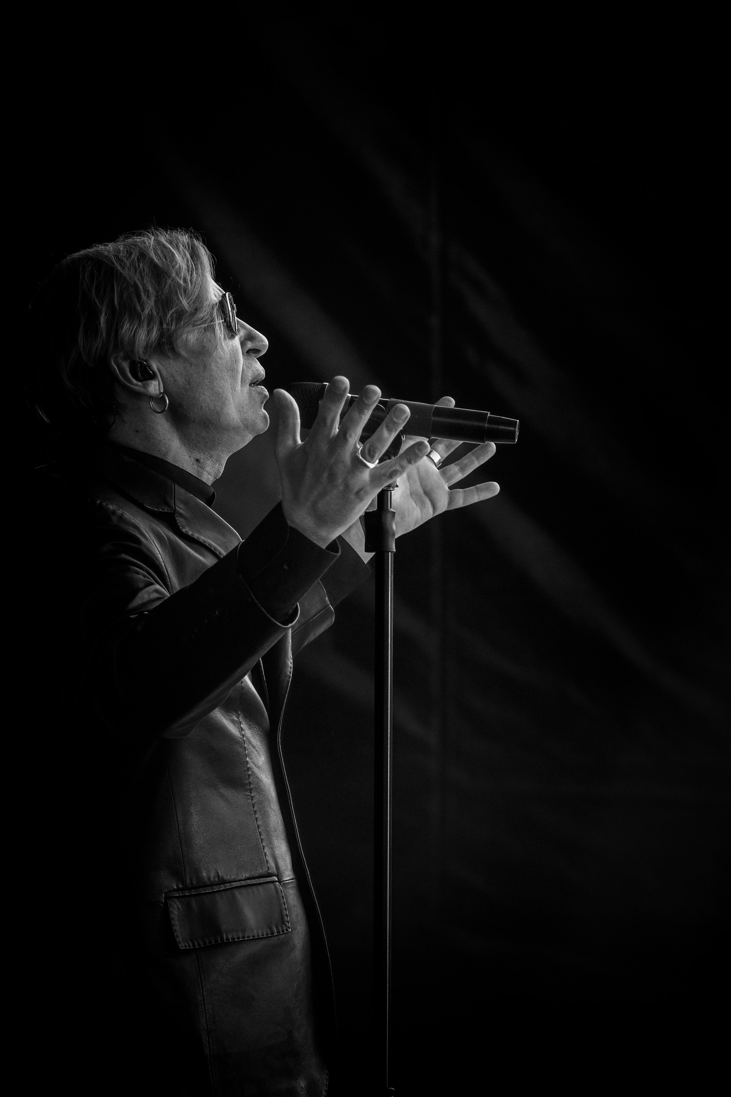 ROCK MUSIC. NE Cinema — backstage and reportage photography in cinema, music, Automotive and sport