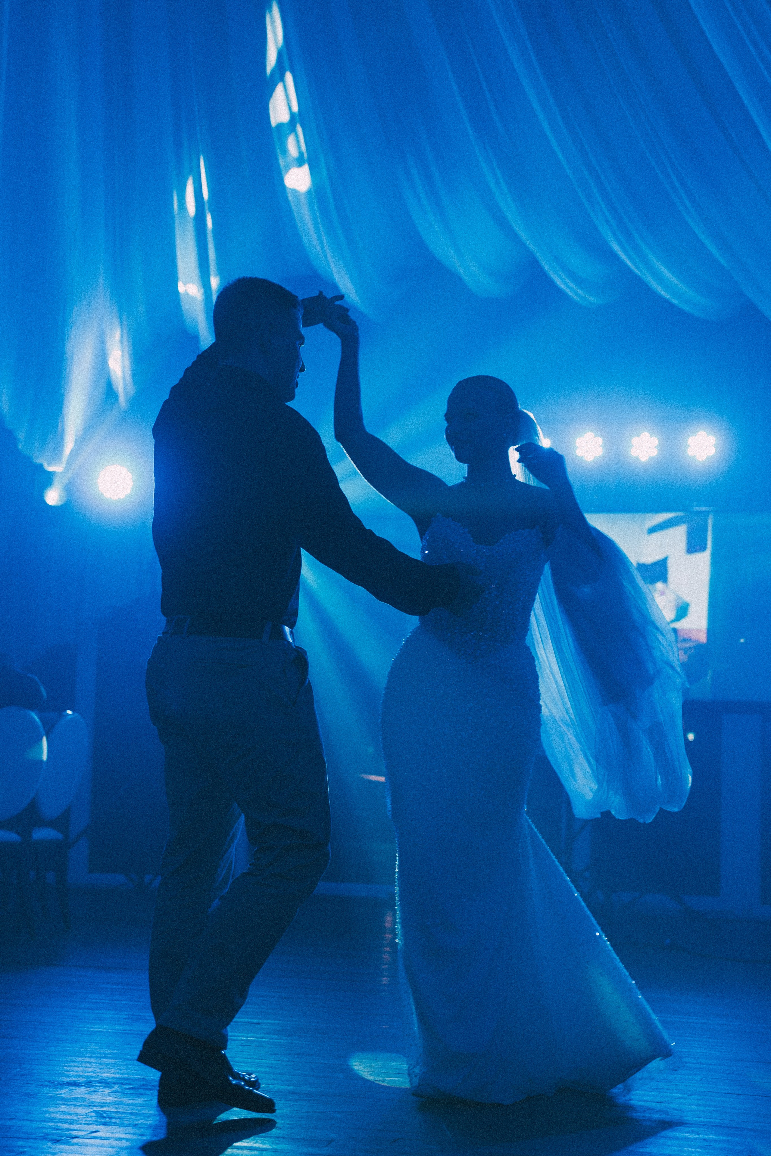 Галстуки и бабочки. Свадебная, семейная и коммерческая Фото|Видеосъёмка