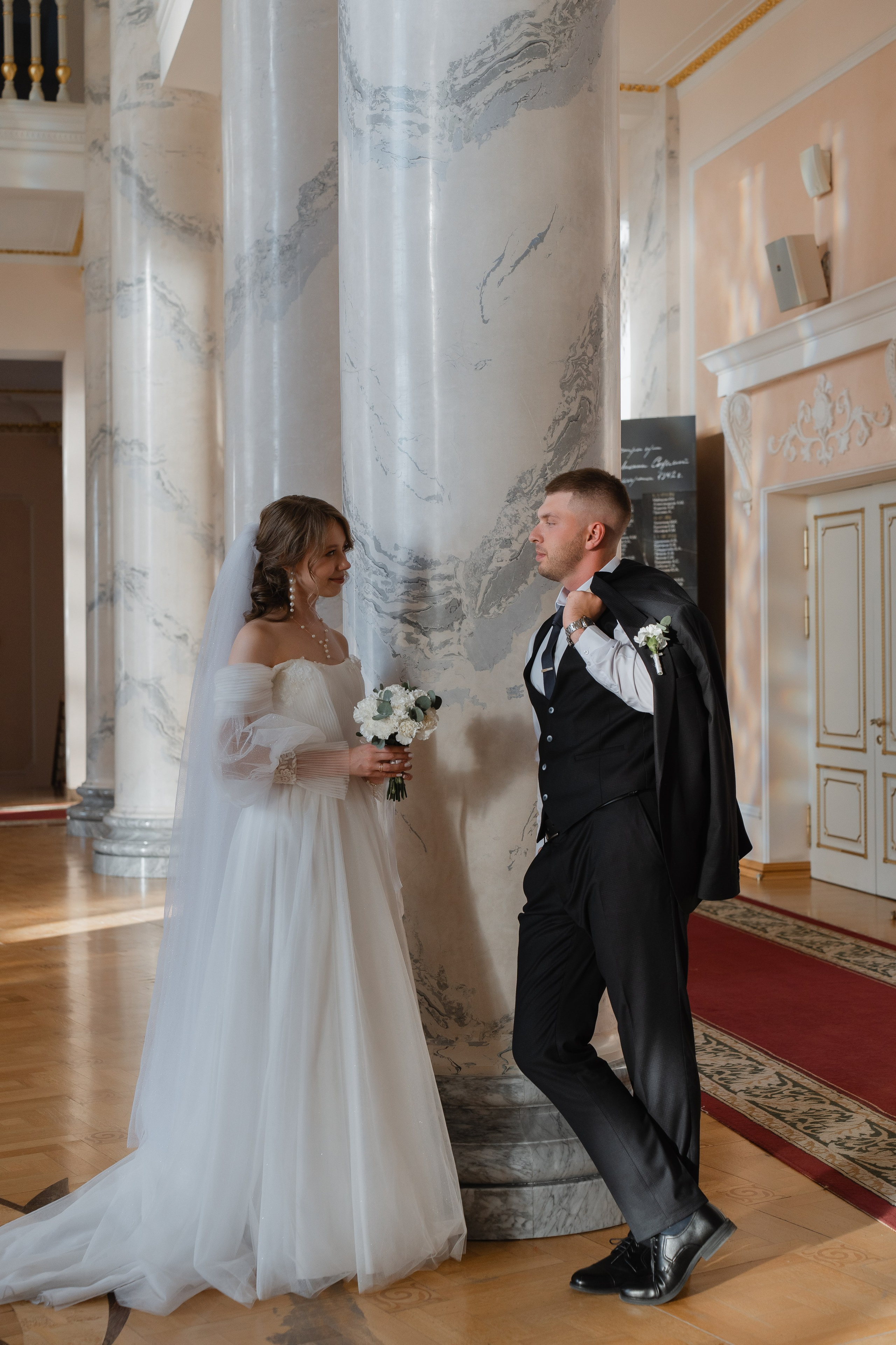 Олег и Татьяна _театр Оперы и балета. Свадебный и семейный фотограф в Самаре Салахова Гулина