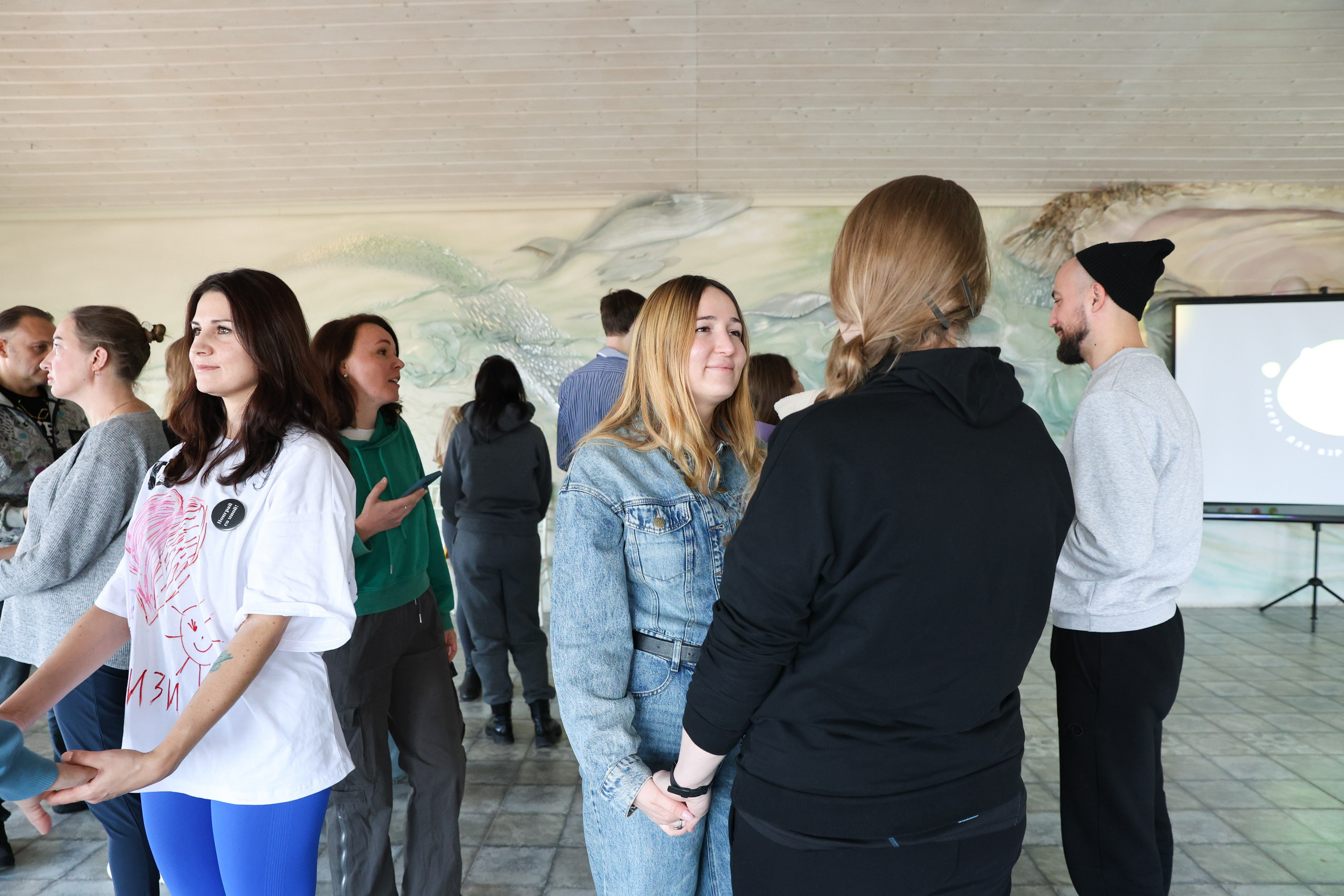 Тиндер смена в лагере для взрослых «Изи». Фотограф Дарья Попова