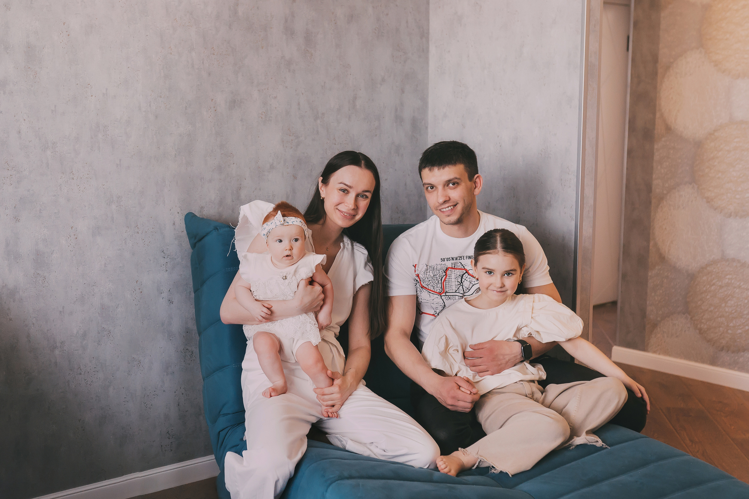 Семейные съемки дома. Семейный и контент фотограф в Омске Савченко Ольга