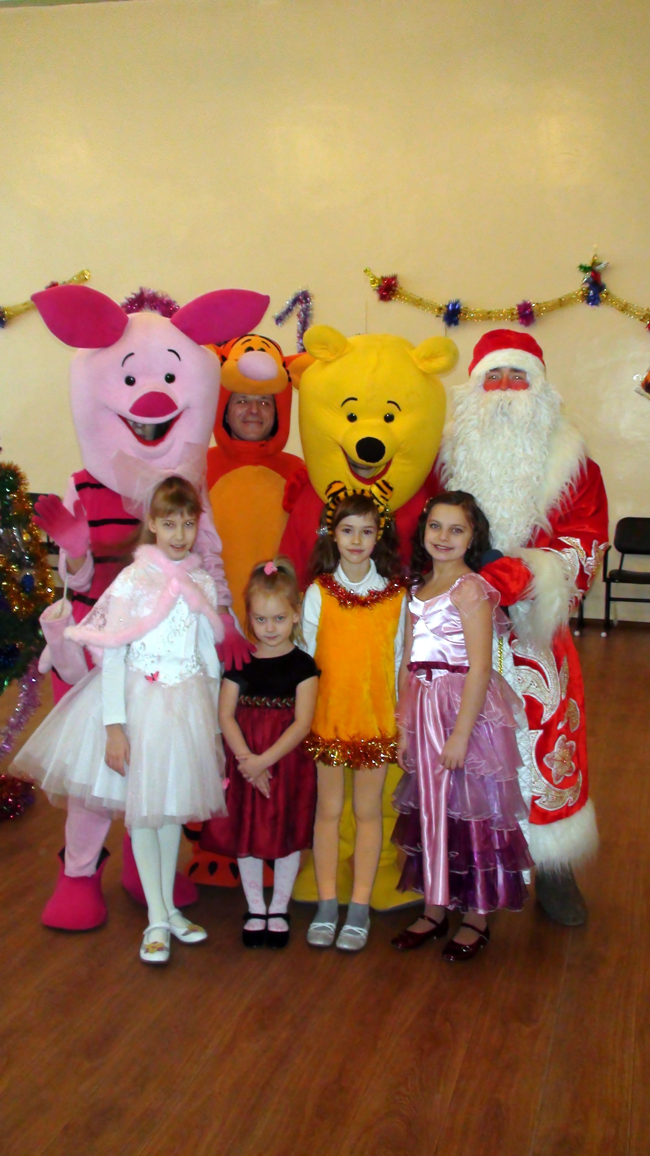 28.12.2009 Школьная Елка. Семейный, Свадебный фотограф СПБ Питер— Романова Екатерина