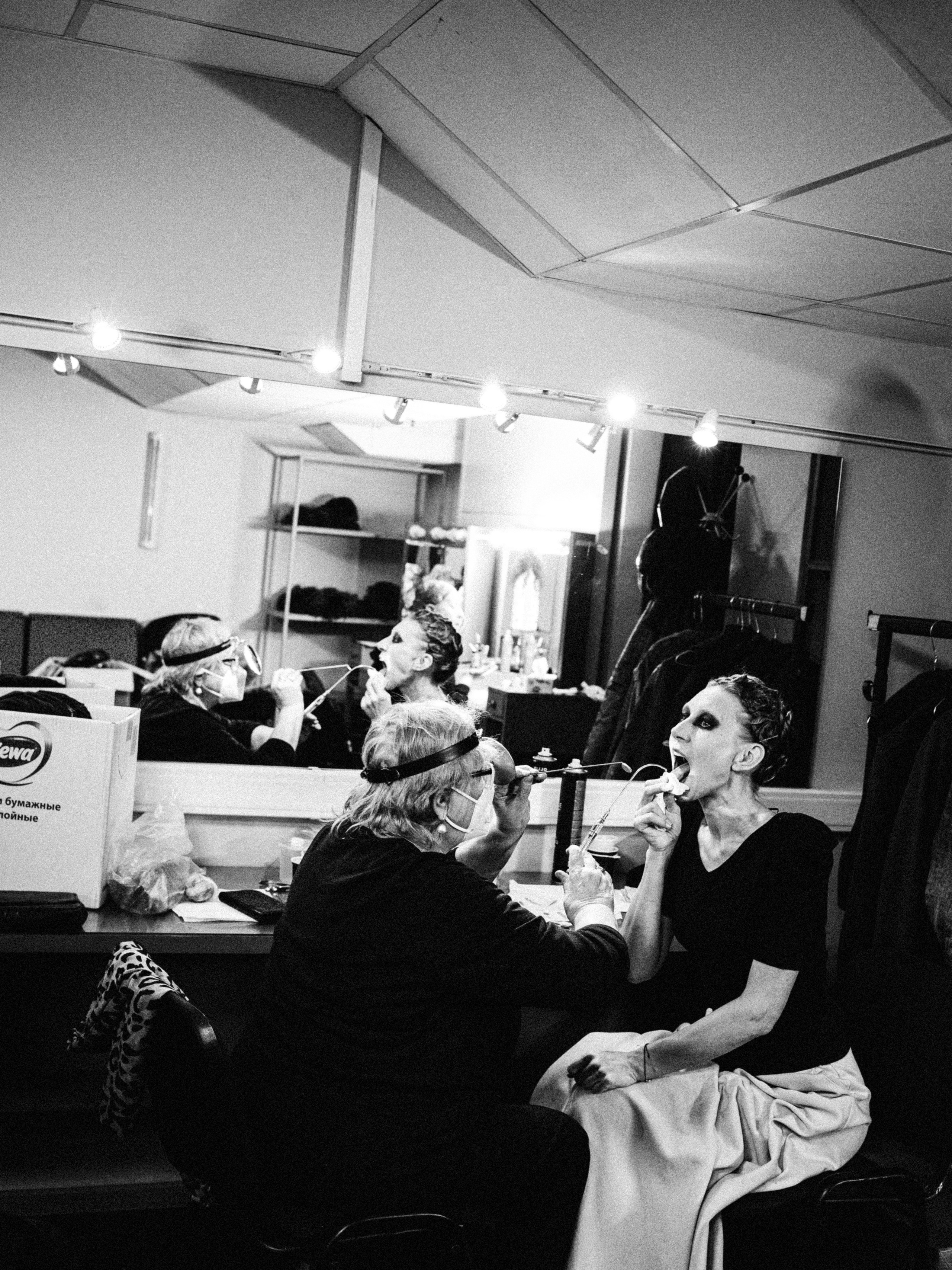 Theatre backstages. Portrait and backstage photographer Nina Crane