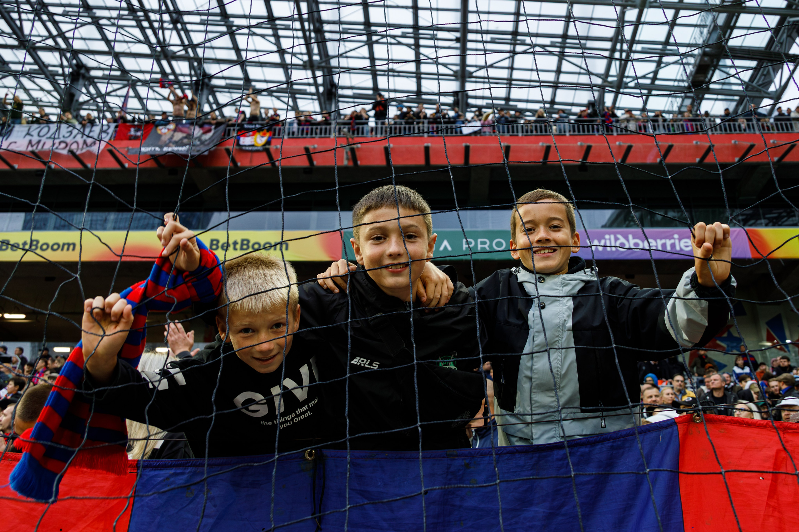 ФУТБОЛ: ЦСКА — ПАРТИЗАН. Фотограф Павел Подшивалов