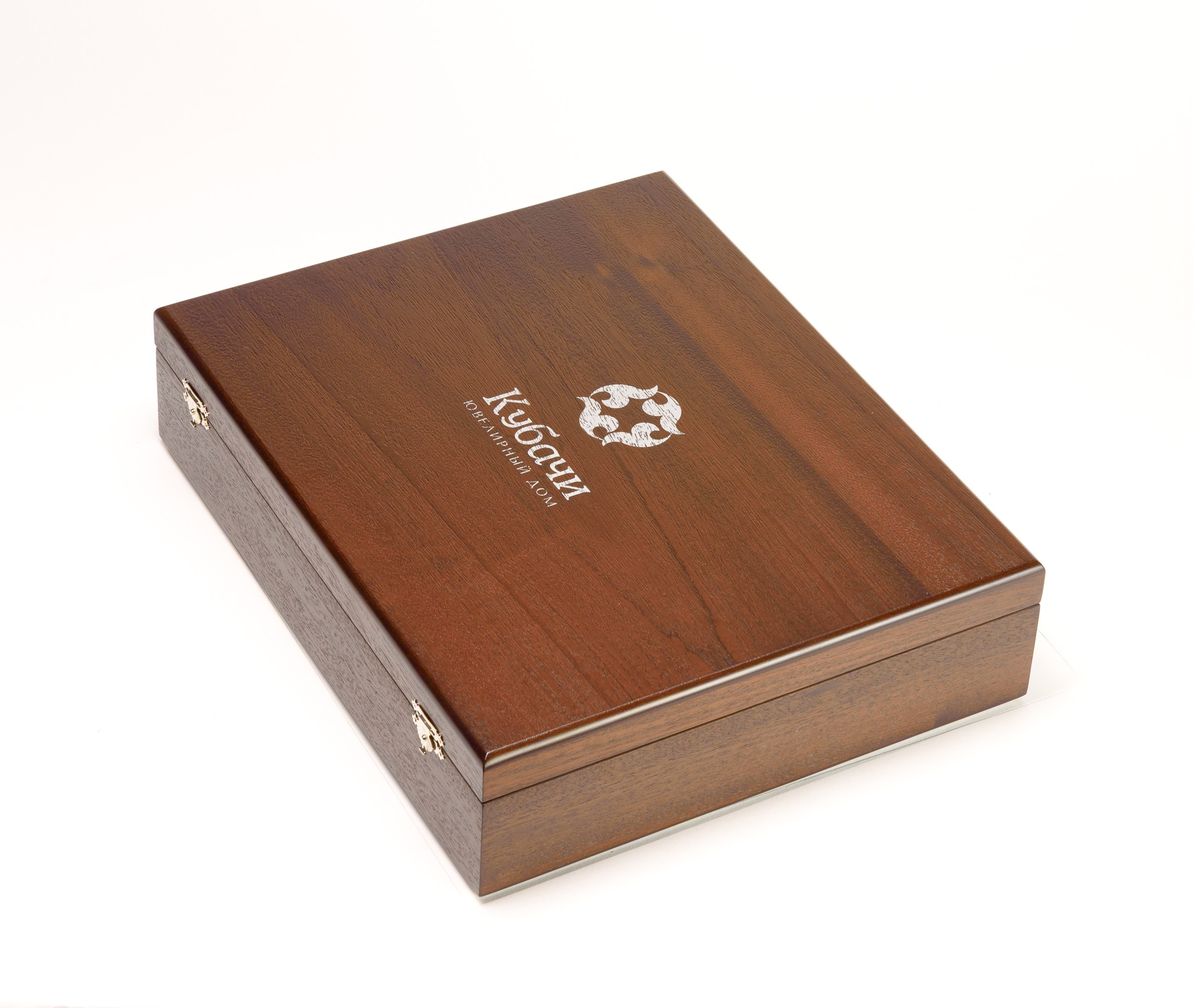 Кубачи столовое серебро. Fotolux