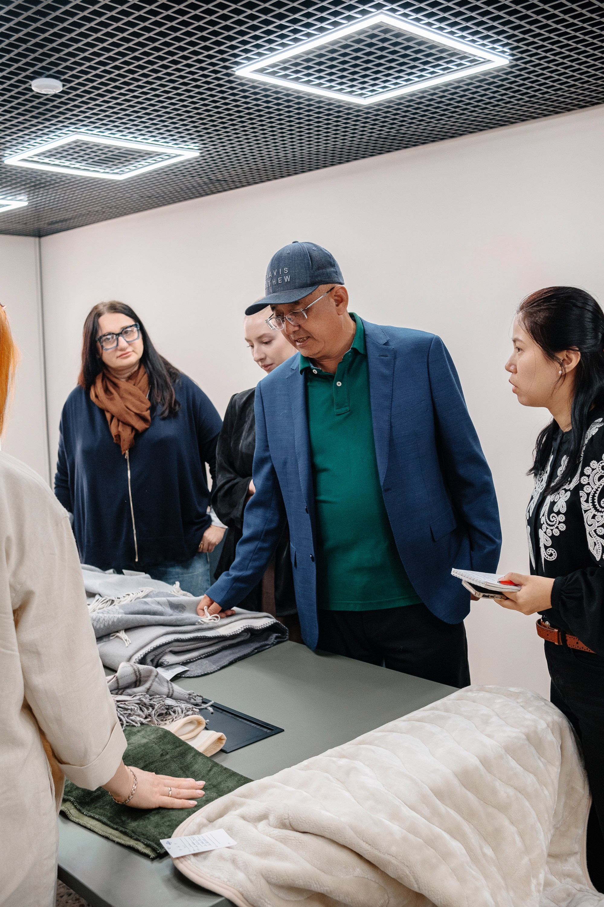 Делегация Китая в Ивановской текстильной компании