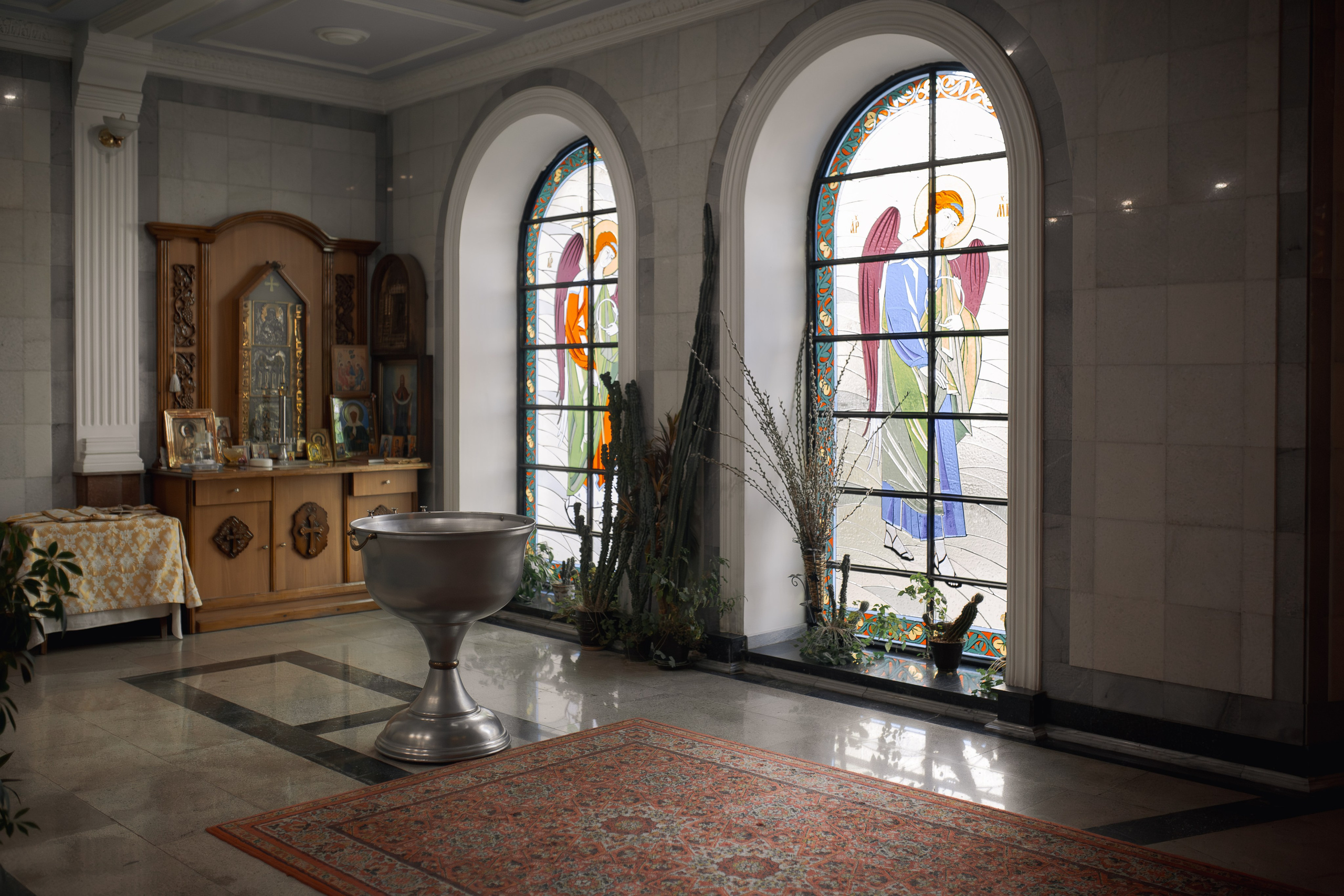 крестильная комната в Успенском кафедральном соборе Ташкенте