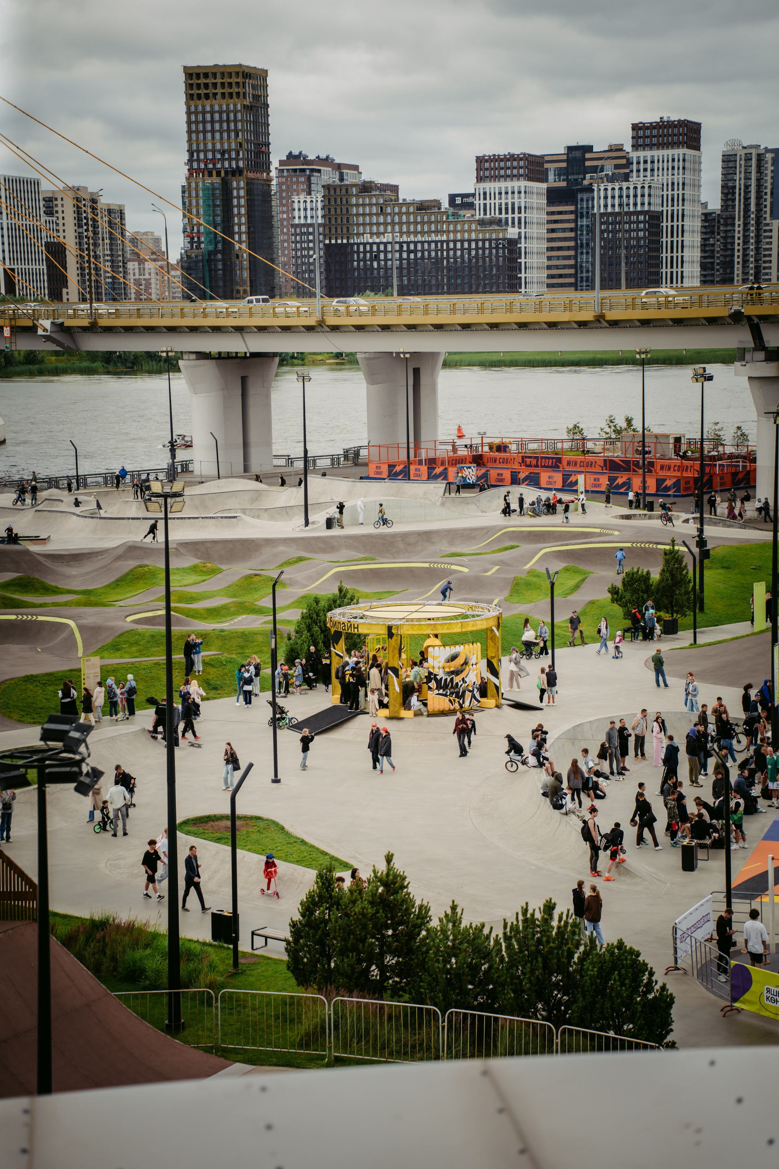 Билайн х День молодежи. Главная