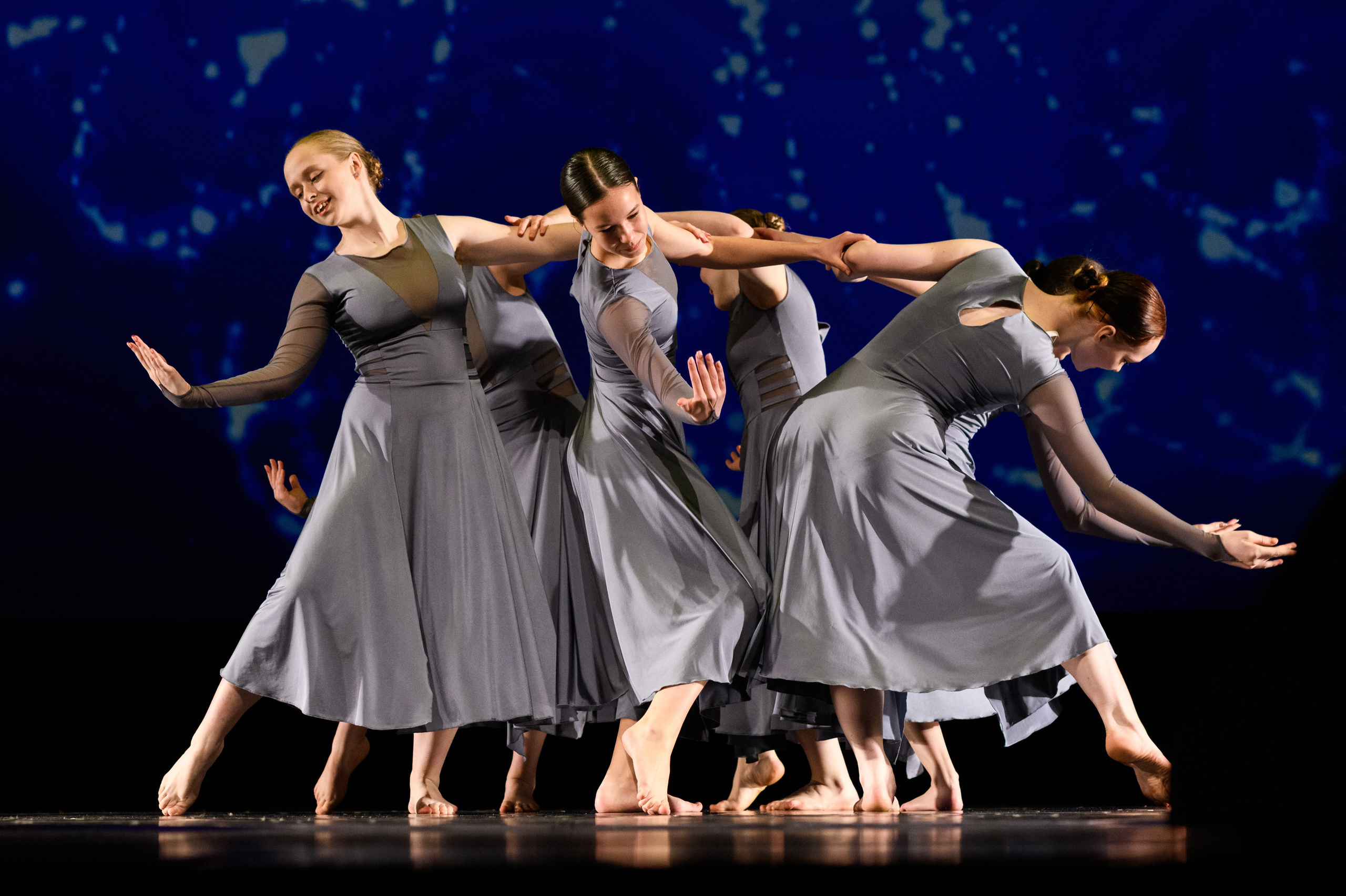 23 апреля, часть 2, БКЗ Октябрьский, г. Санкт-Петербург. Золотое яблочко