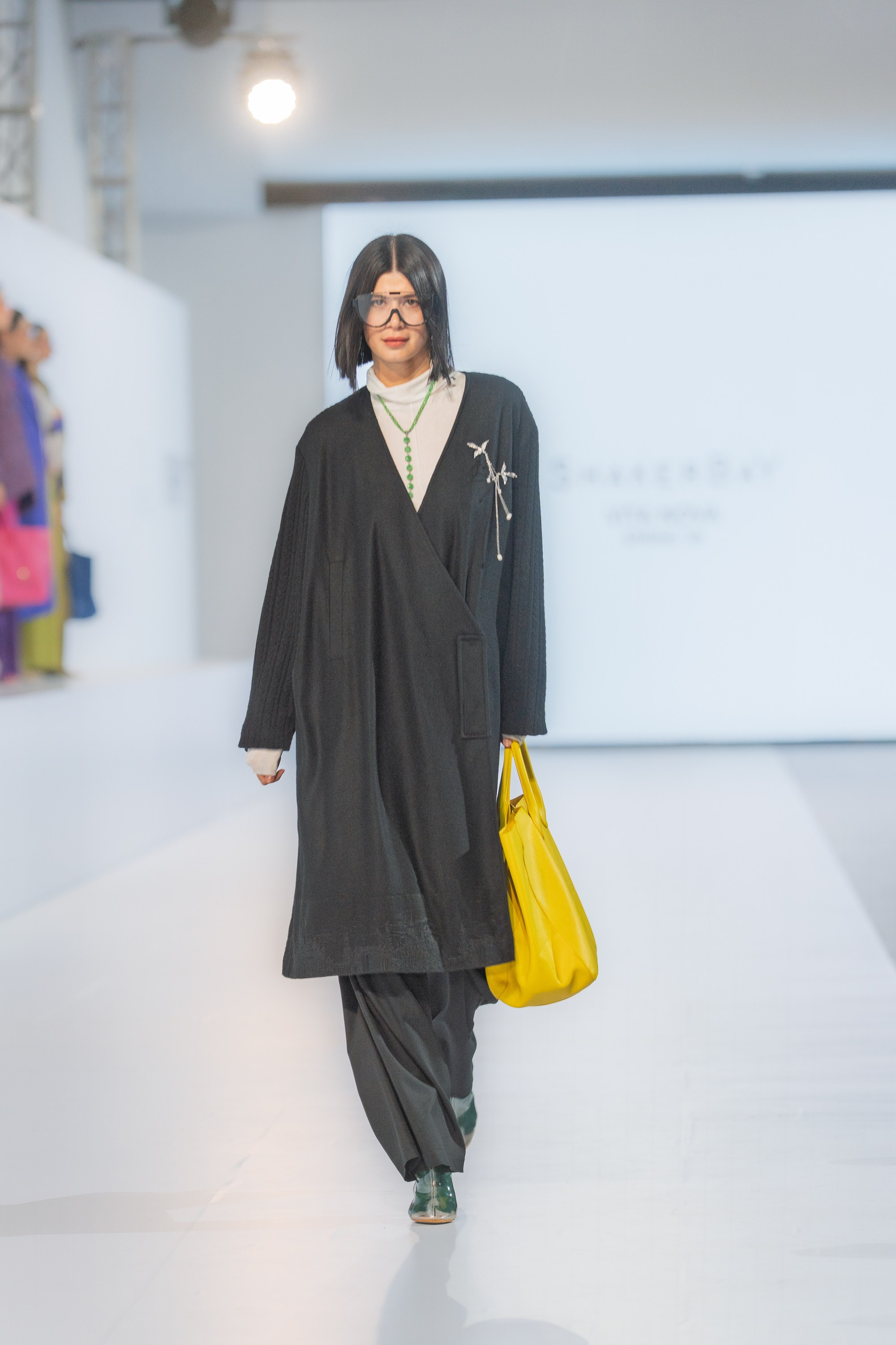 Shakerbay Vita Nova. Сайт Алматинского НЮ АРТ, будуар и фэшн фотографа Дениса Карпенко