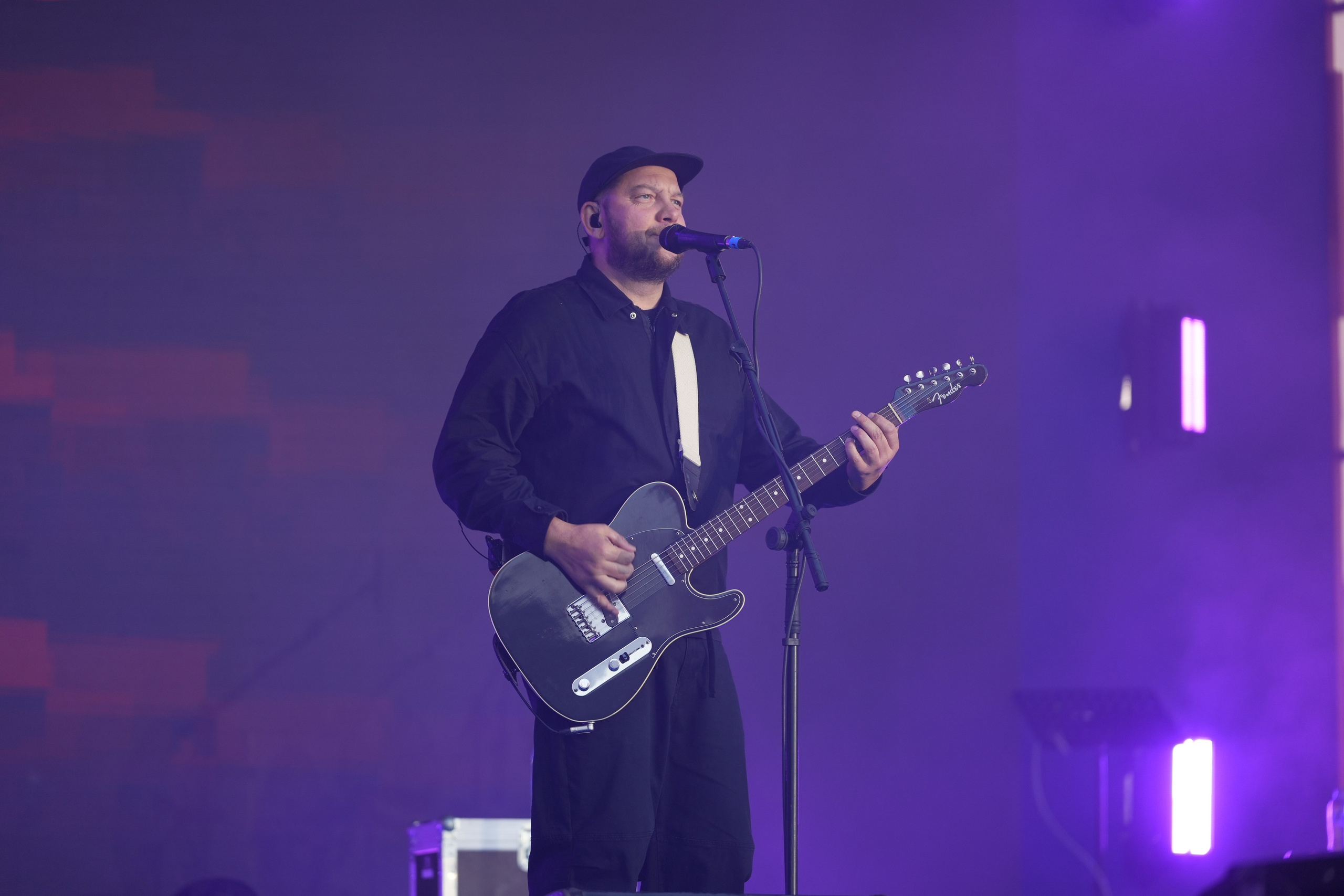 Смысловые галлюцинации и Сергей Бобунец на фестивале ЦСКА Фест 2024. Сайт Алматинского НЮ АРТ, будуар и фэшн фотографа Дениса Карпенко