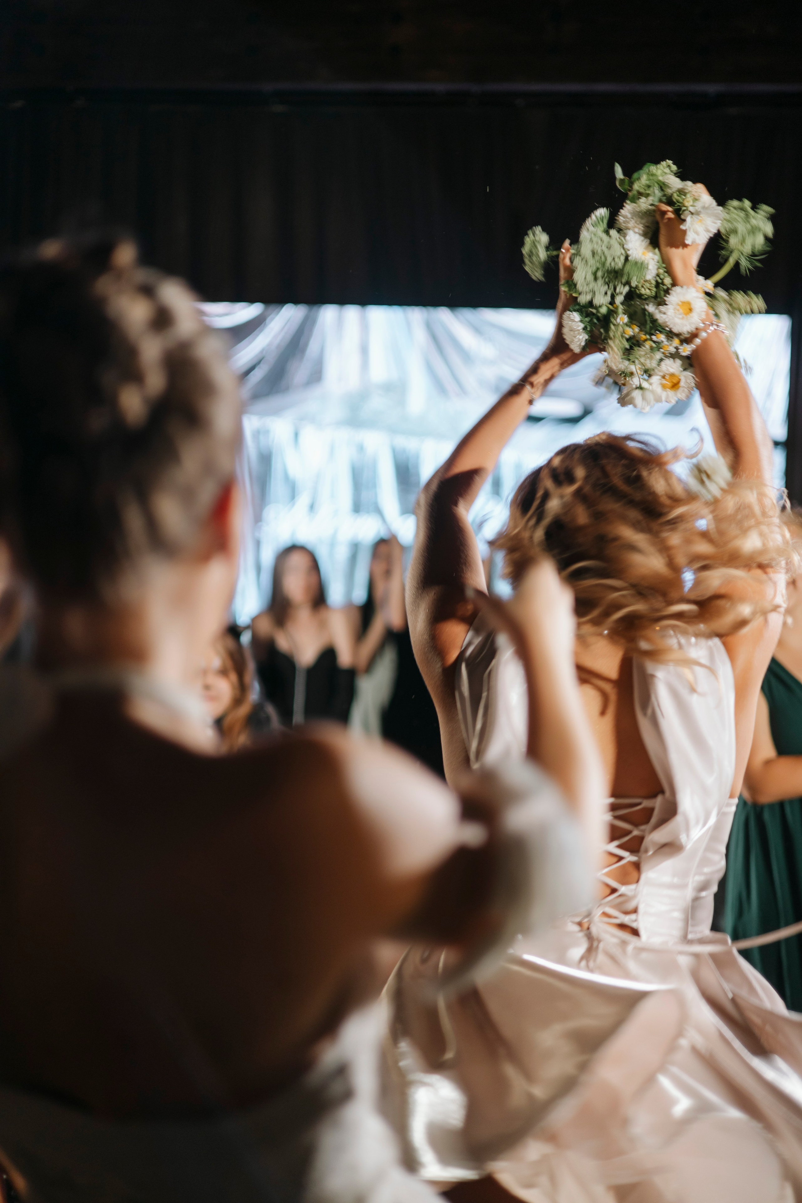 Артём и Вероника pine river. Nikolpinhasova