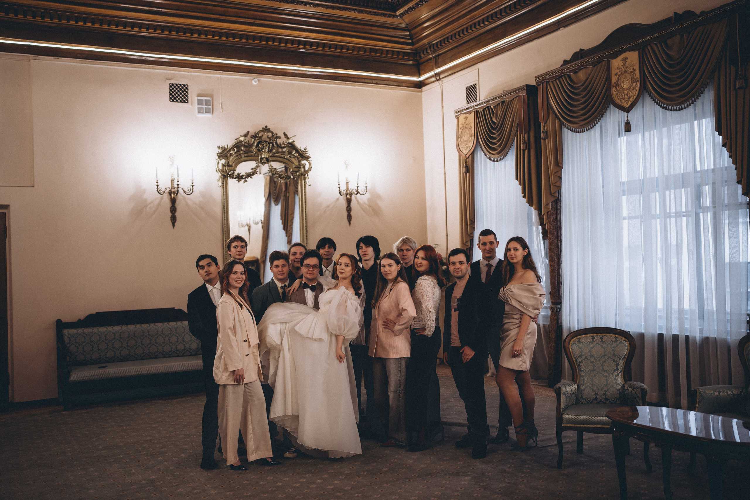 СВАДЕБНАЯ СЬЕМКА ВО ВТОРОМ ДВОРЦЕ С ГОСТЯМИ И ПРОГУЛКА В ТАВРИЧЕСКОМ САДУ. Профессиональный фотограф, Санкт-Петербург — Виктория Богомолова