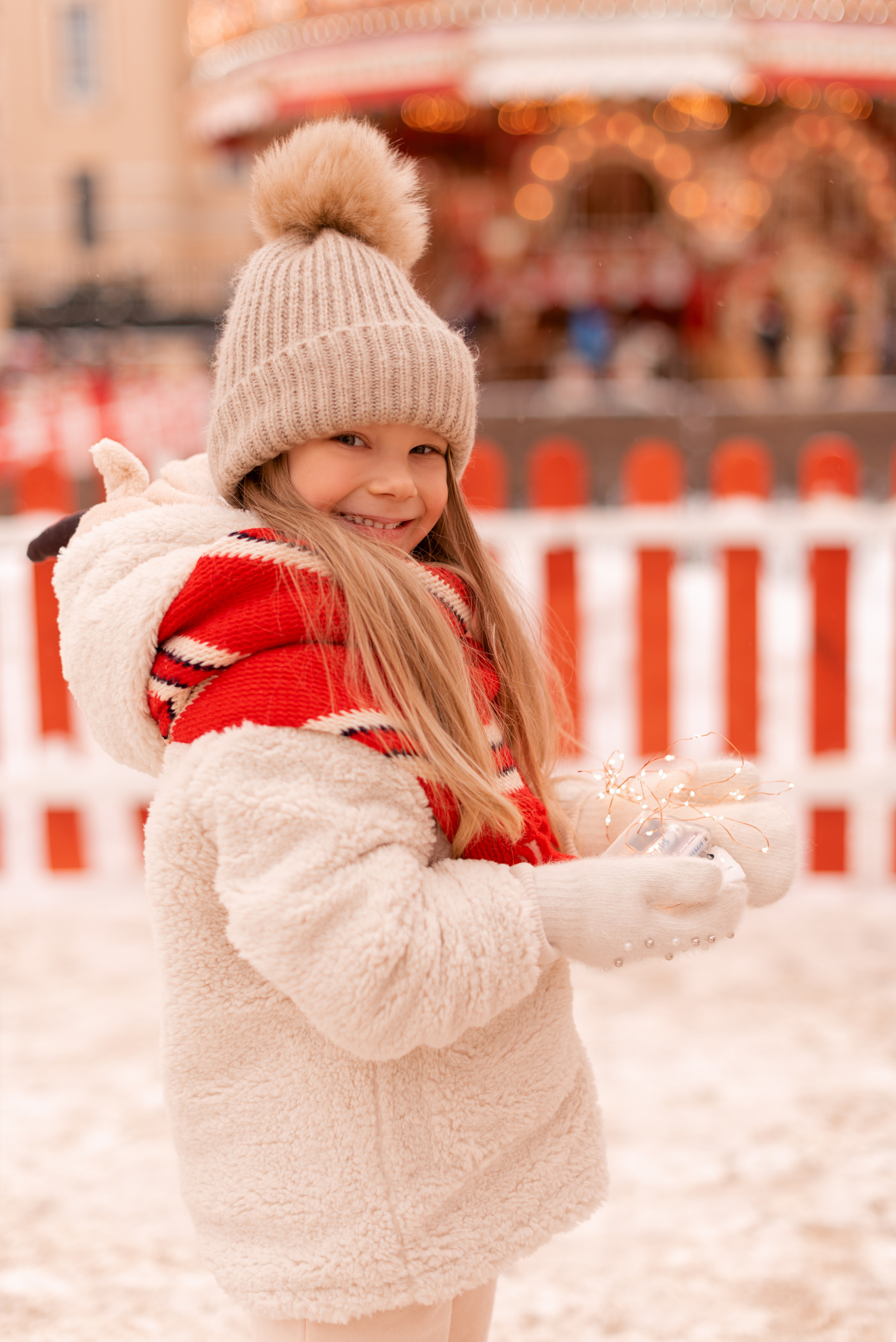 Вика и Вероника Манежная площадь. Главная