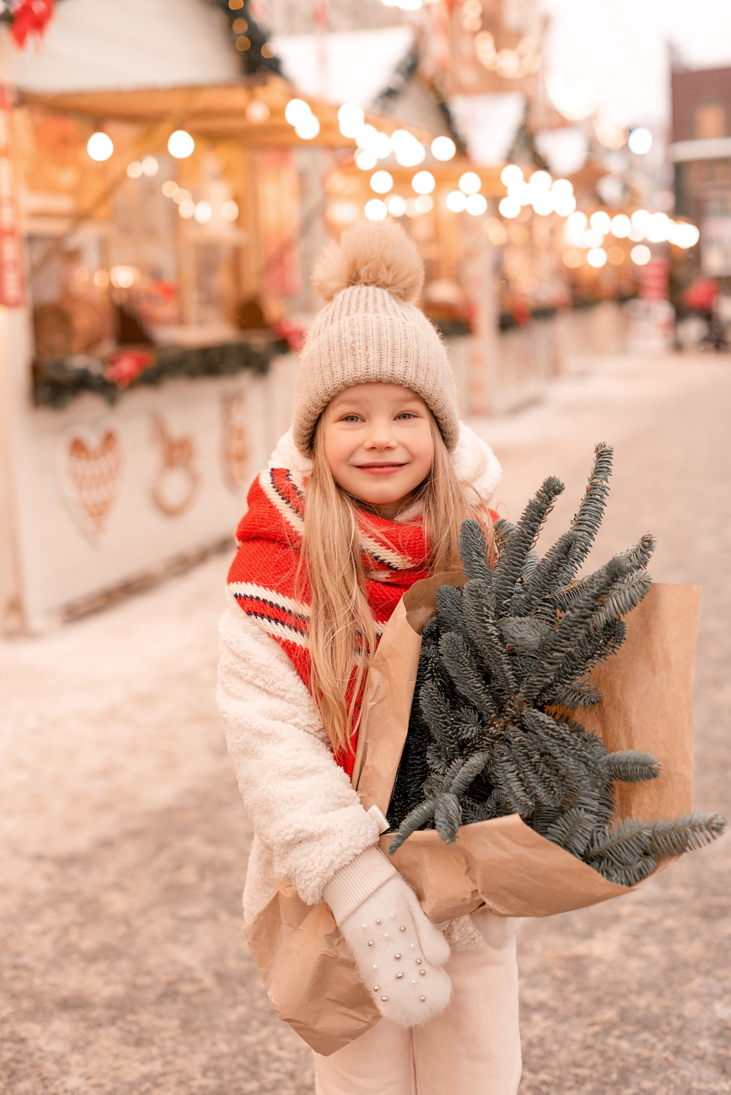 Вика и Вероника Манежная площадь. Главная