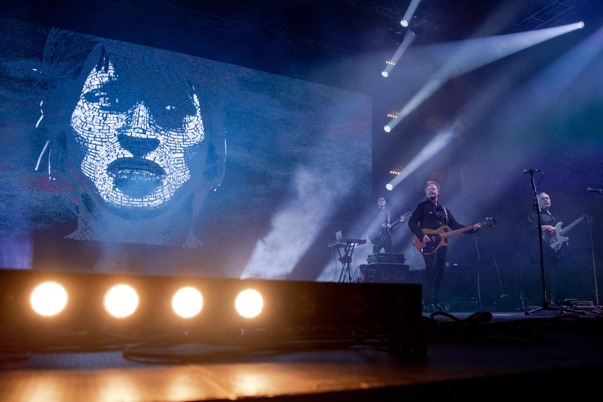 Группа «КИНО». Репортажный, промышленный и маркетплейс-фотограф Дмитрий Чернат