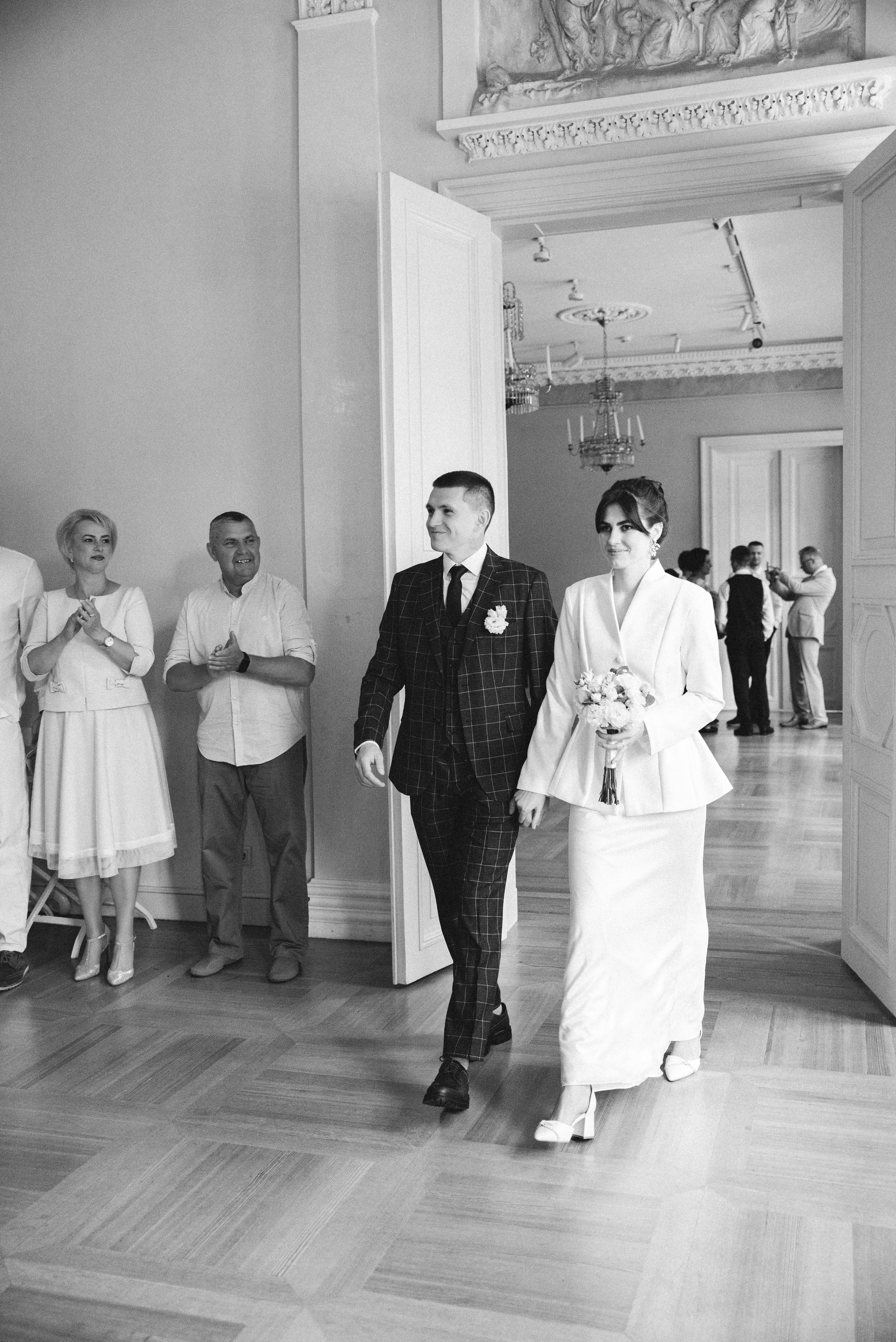 Евгений & Анастасия (отель/роспись). Свадебный, семейный, женский фотограф в Москве, Мытищах, Королёве Ксения Узилле