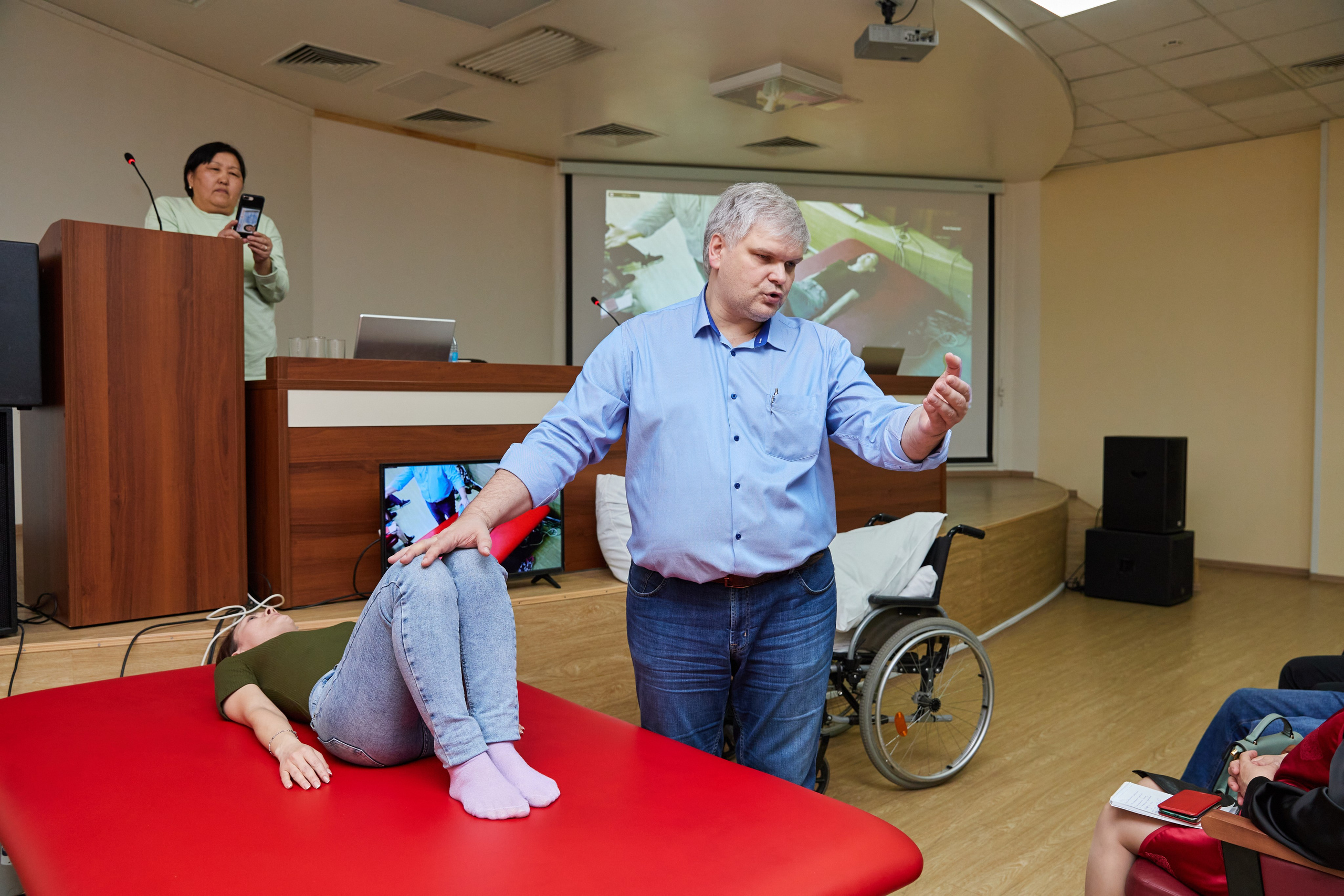 Врачебная конференция. Контент-фотограф в Абакане Наталья Нагибина