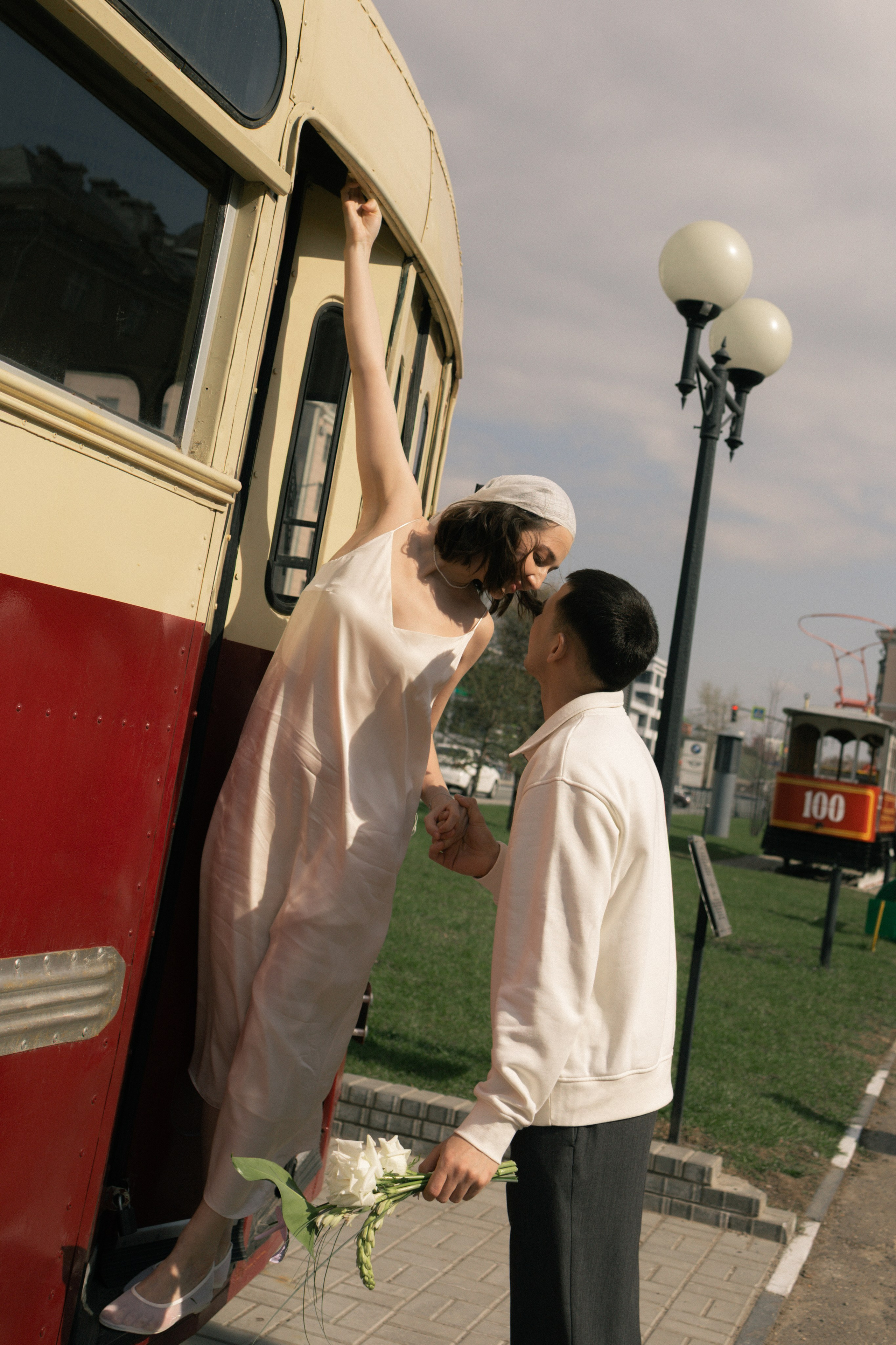 Диана и Руслан. Гуляя по городу | 15.05.2025. Фотограф Зарина. Казань