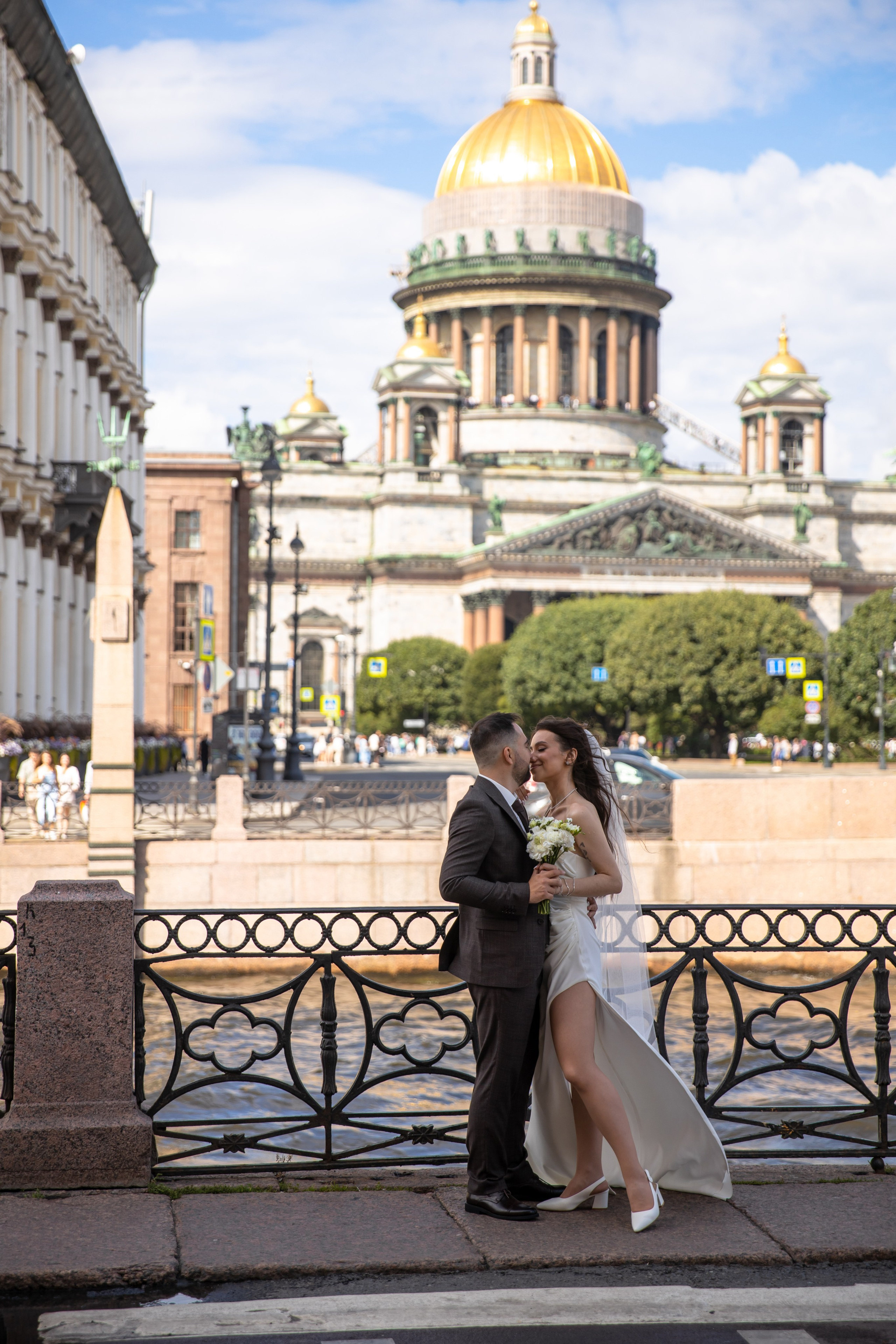 Анна и Александр / Прогулка + ЗАГС. Свадебный и семейный фотограф в Москве Диана Левченко