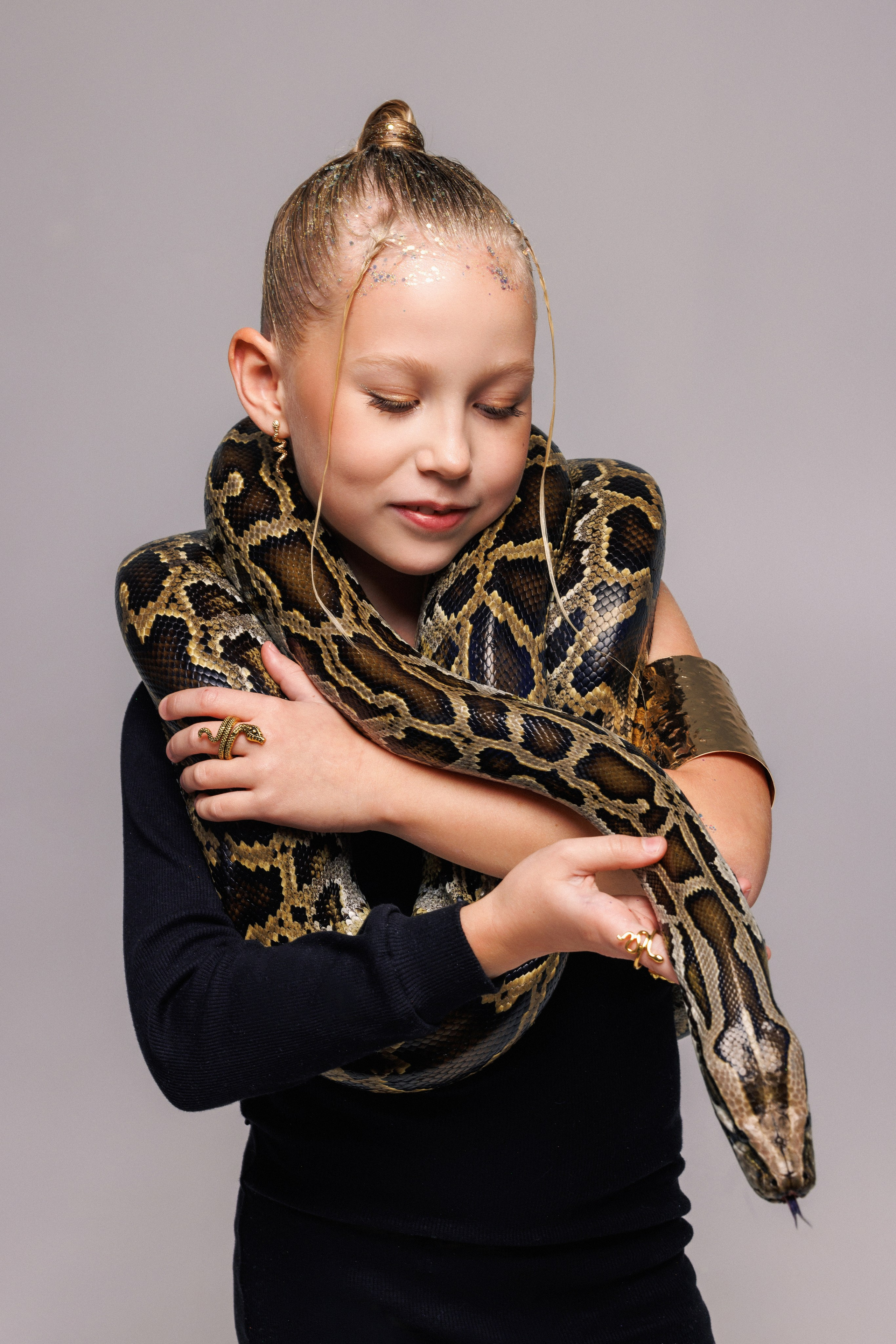 Новогодняя фотосессия со Змеем. Семейный и детский фотограф в Краснодаре Анна Трашкова