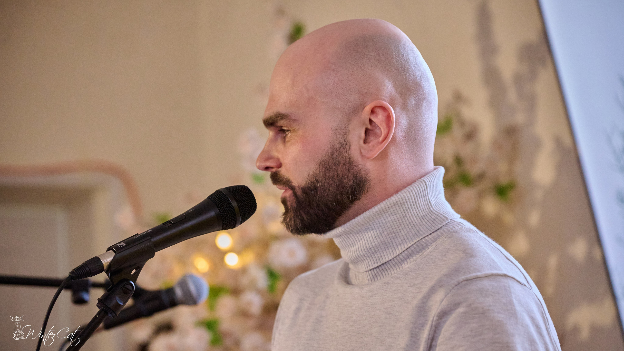 Тёплый Вечер (18.04.26 Чайка). Портретный и репортажный фотограф в Магадане Андрей Нефедов WinterCatPhoto