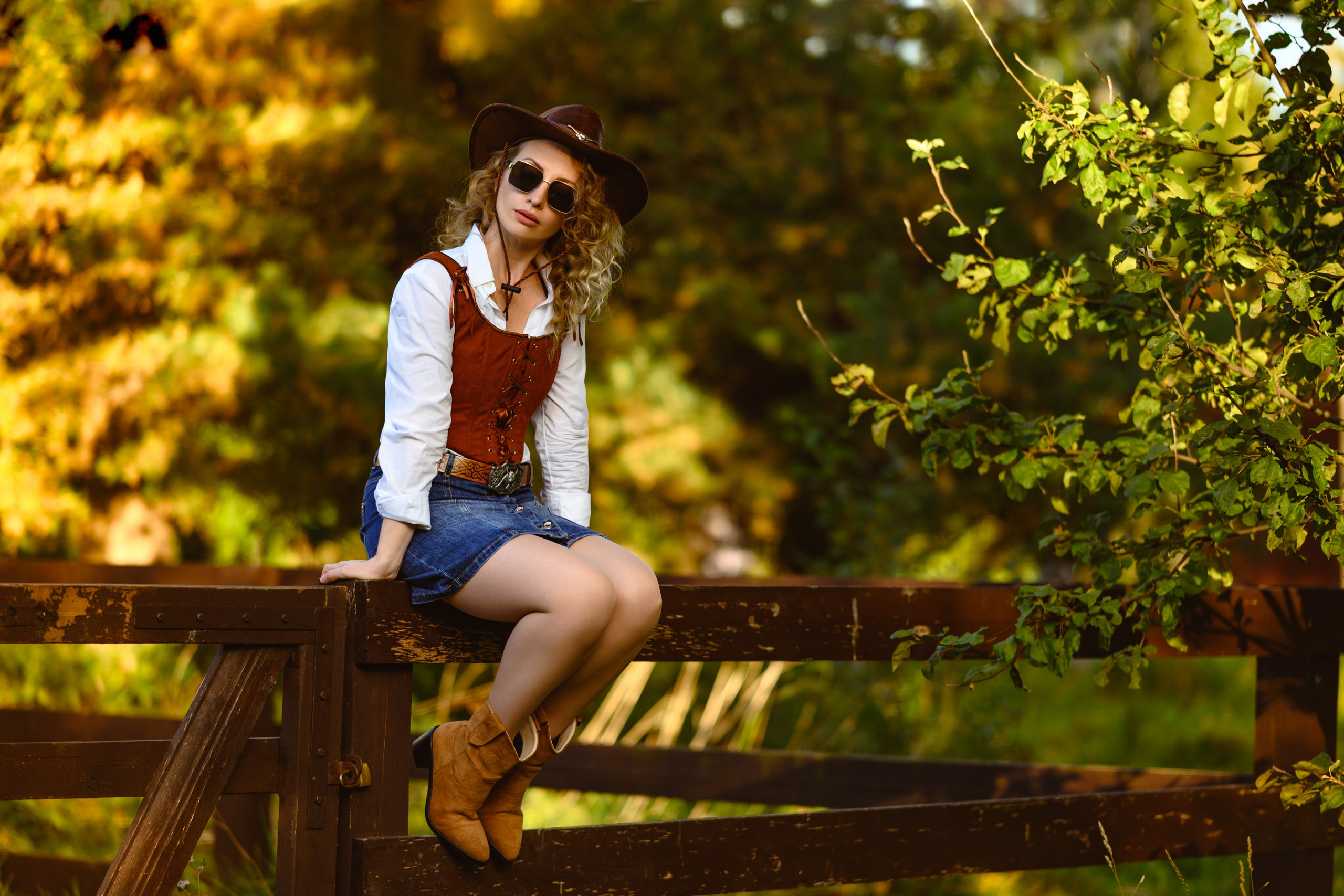 Ковбойша. Компания и фотошкола по созданию контента в Москве