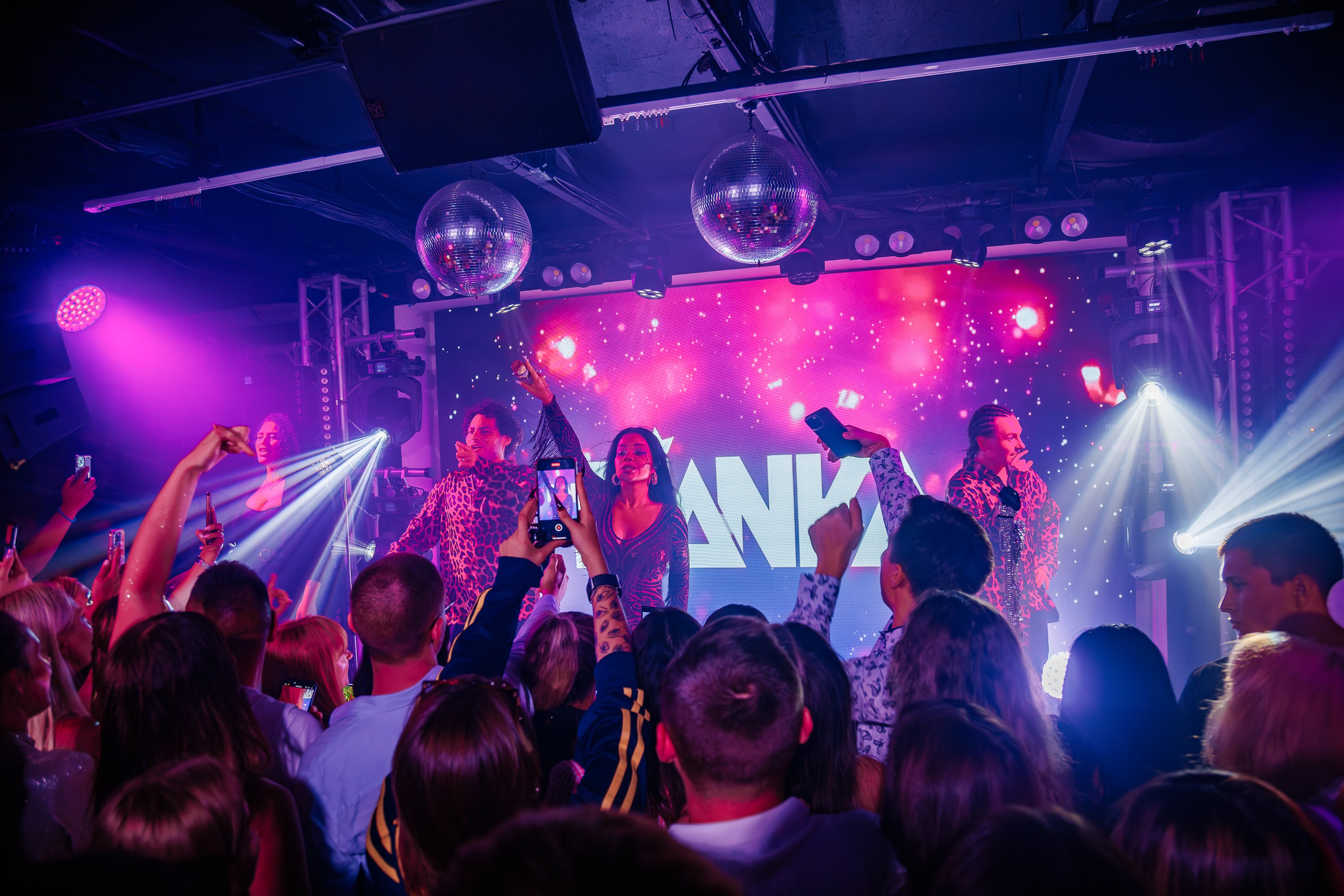 «Бьянка"_Чайка на пляже_Ялта_25.07.2025 г. Аминов Руслан | Фотограф