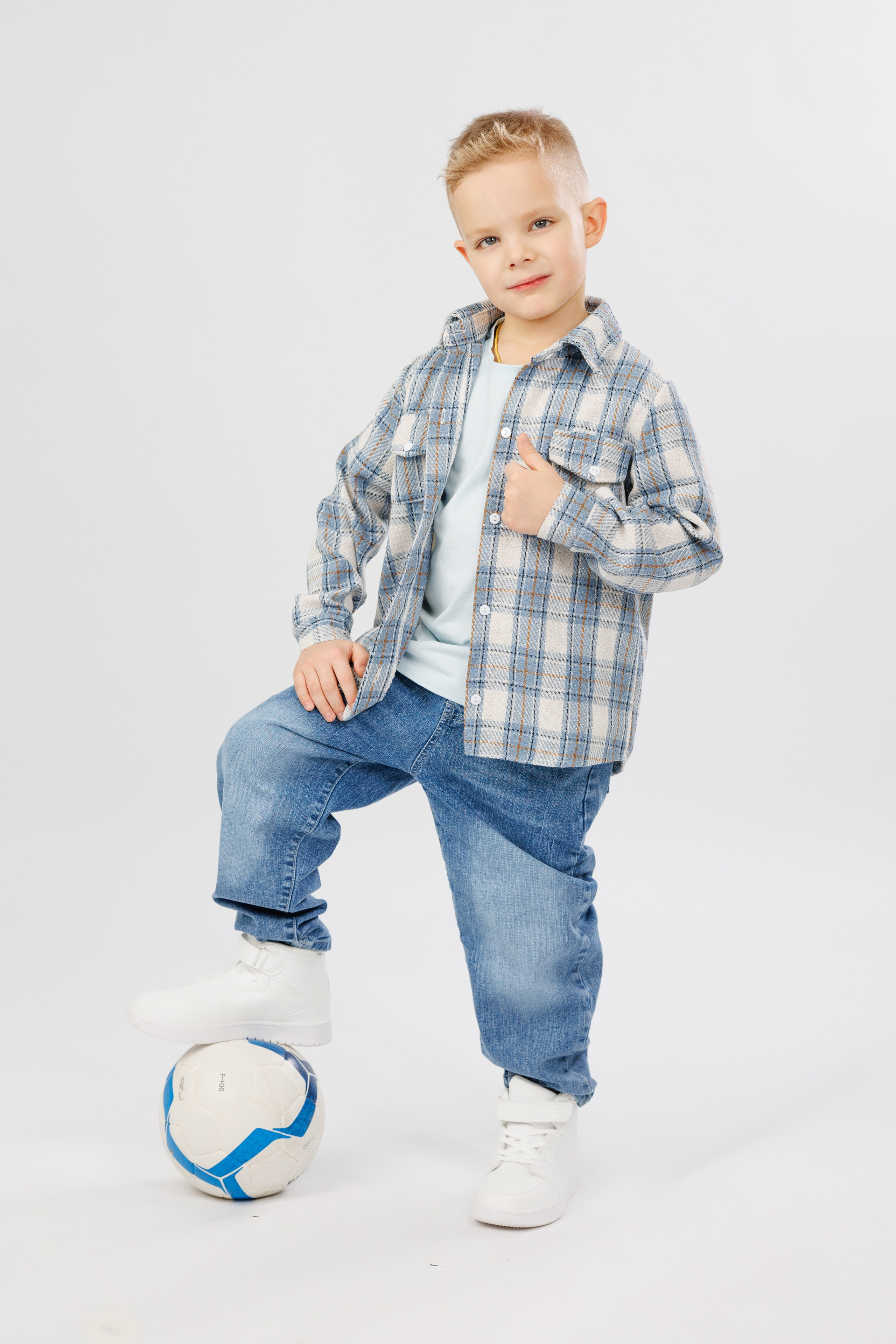 ПОРТРЕТЫ. Выпускные альбомы в Москве FOTOVMESTE