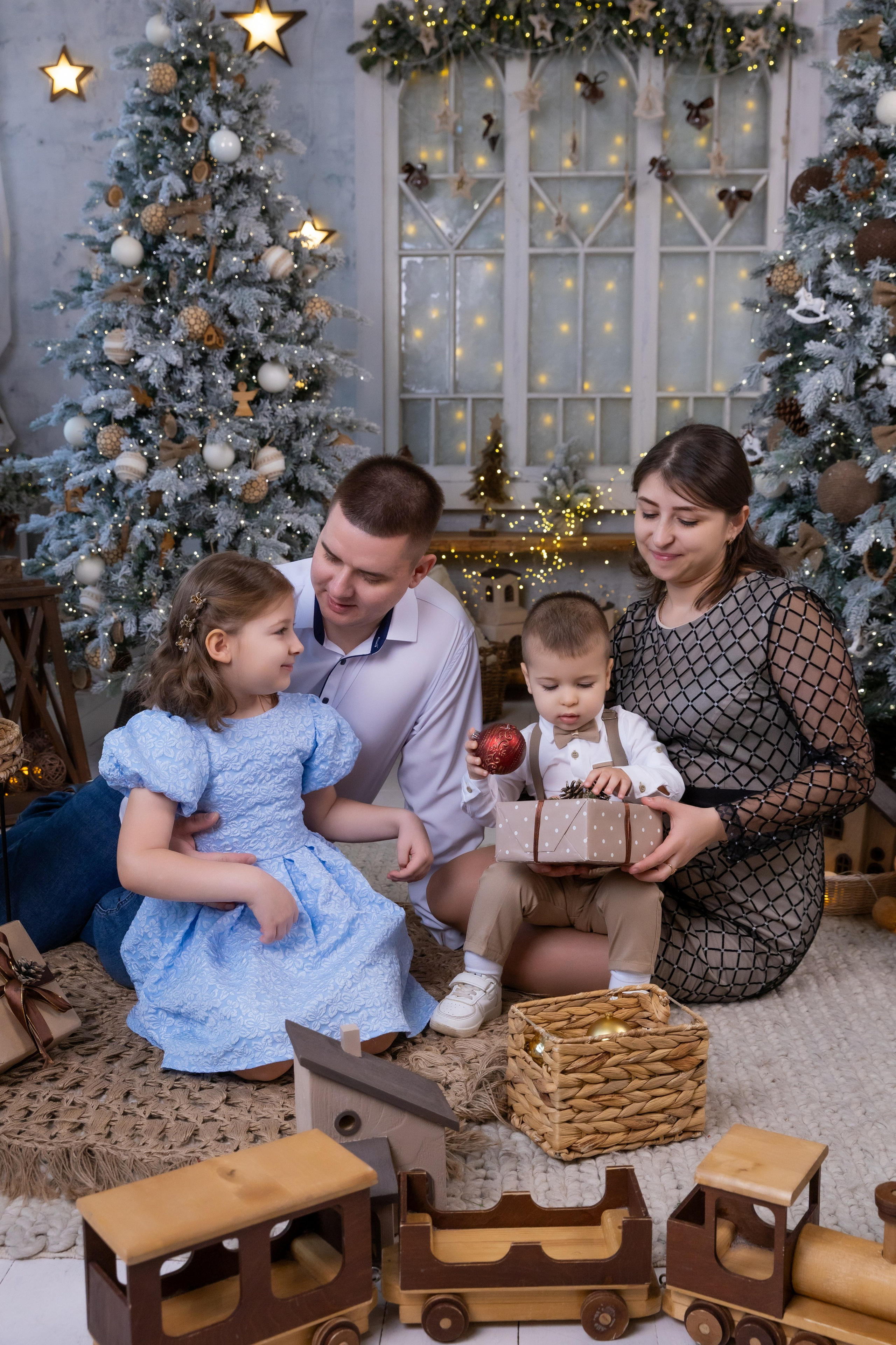 СЕМЕЙНАЯ НОВОГОДНЯЯ. Фотограф в Москве и Стамбуле. Мастер сказочных фотографий