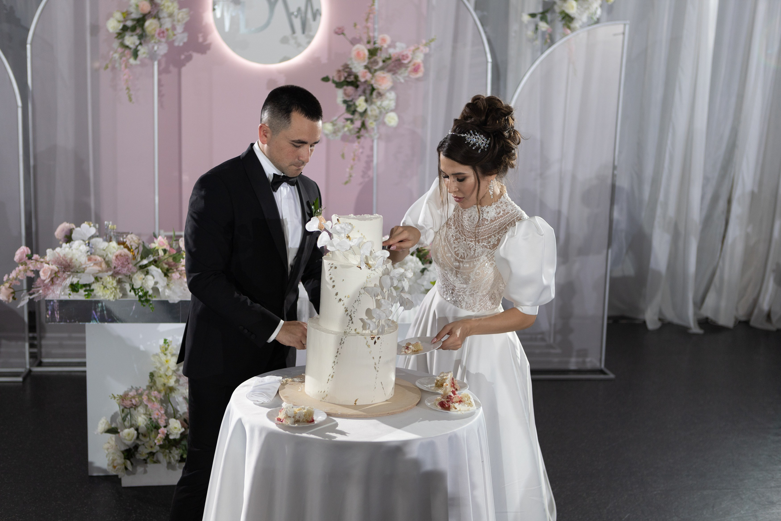 Свадебный фотограф Уфа — Руслан ГабдлисламовЖивые эмоции, красивые кадры, воспоминания на всю жизнь.Работаю по всей Республике Башкортоста. Свадебный фотограф Уфа Руслан Габдлисламов