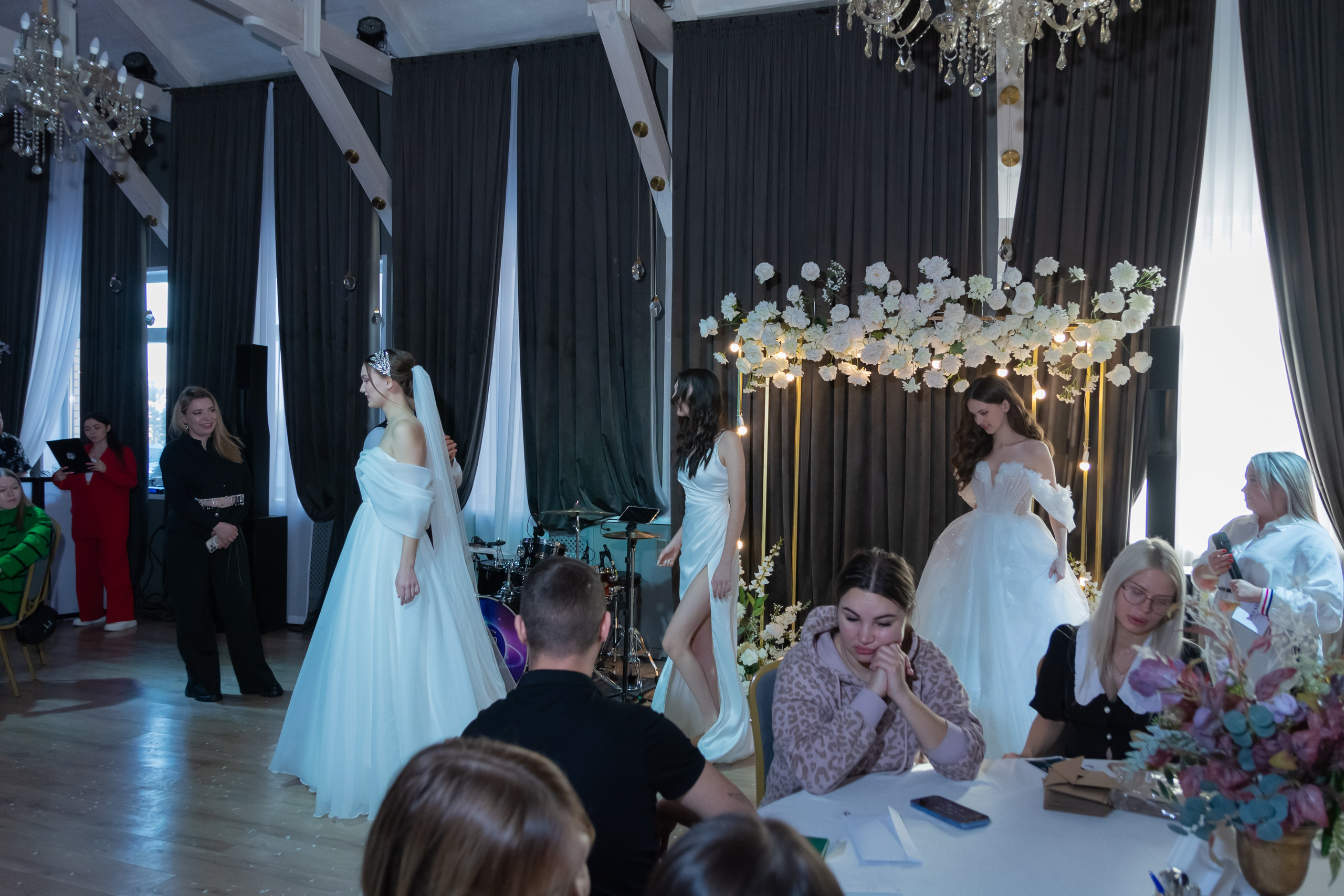 Свадебное чаепитие для молодоженов