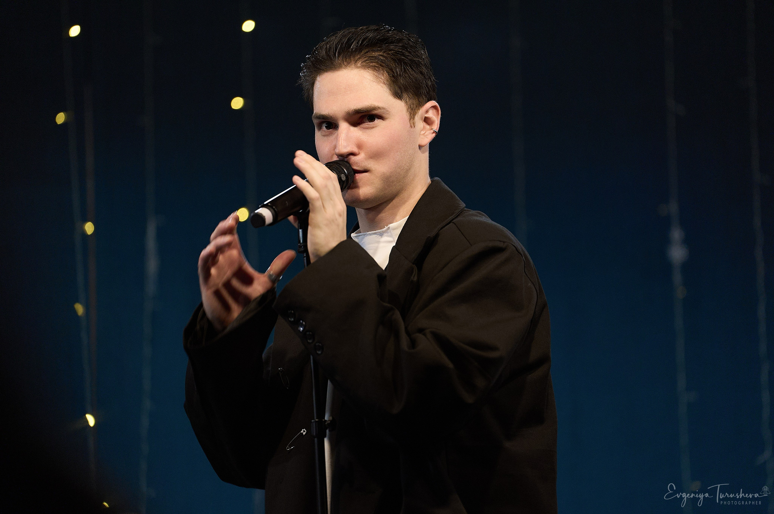 Каша без топора | 16.02.2026 | Сольный концерт Александра Казакова. Фотограф Евгения Турушева