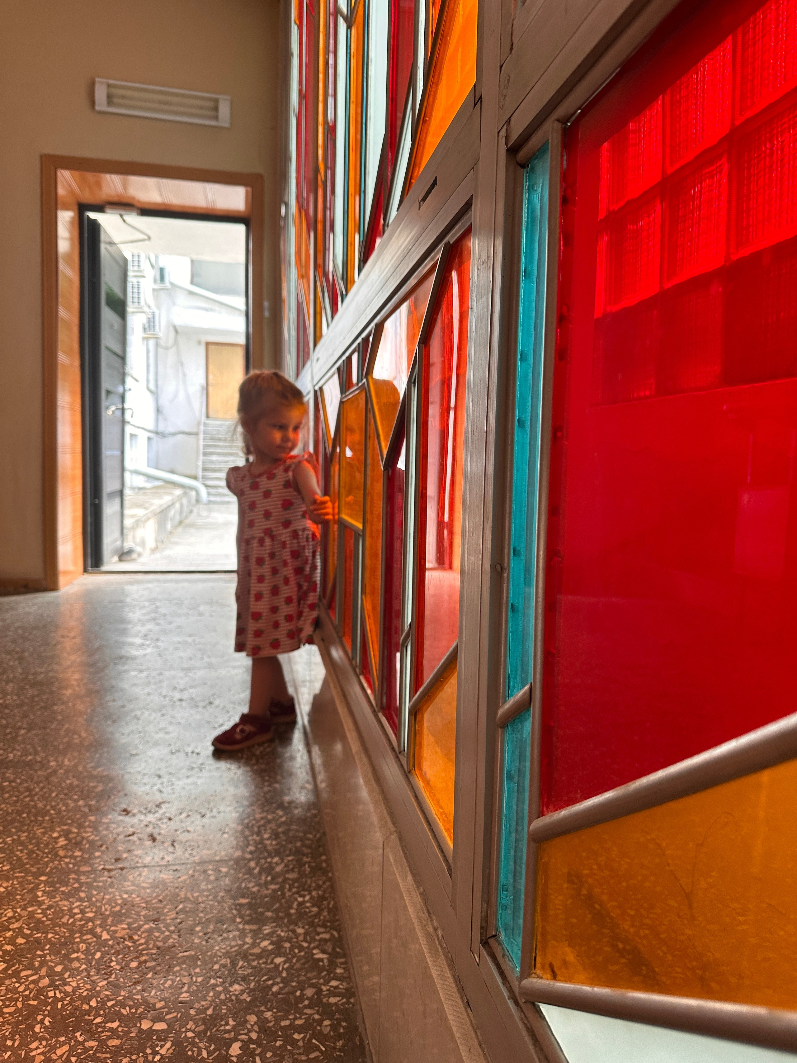 Дети. Смотри, красота!