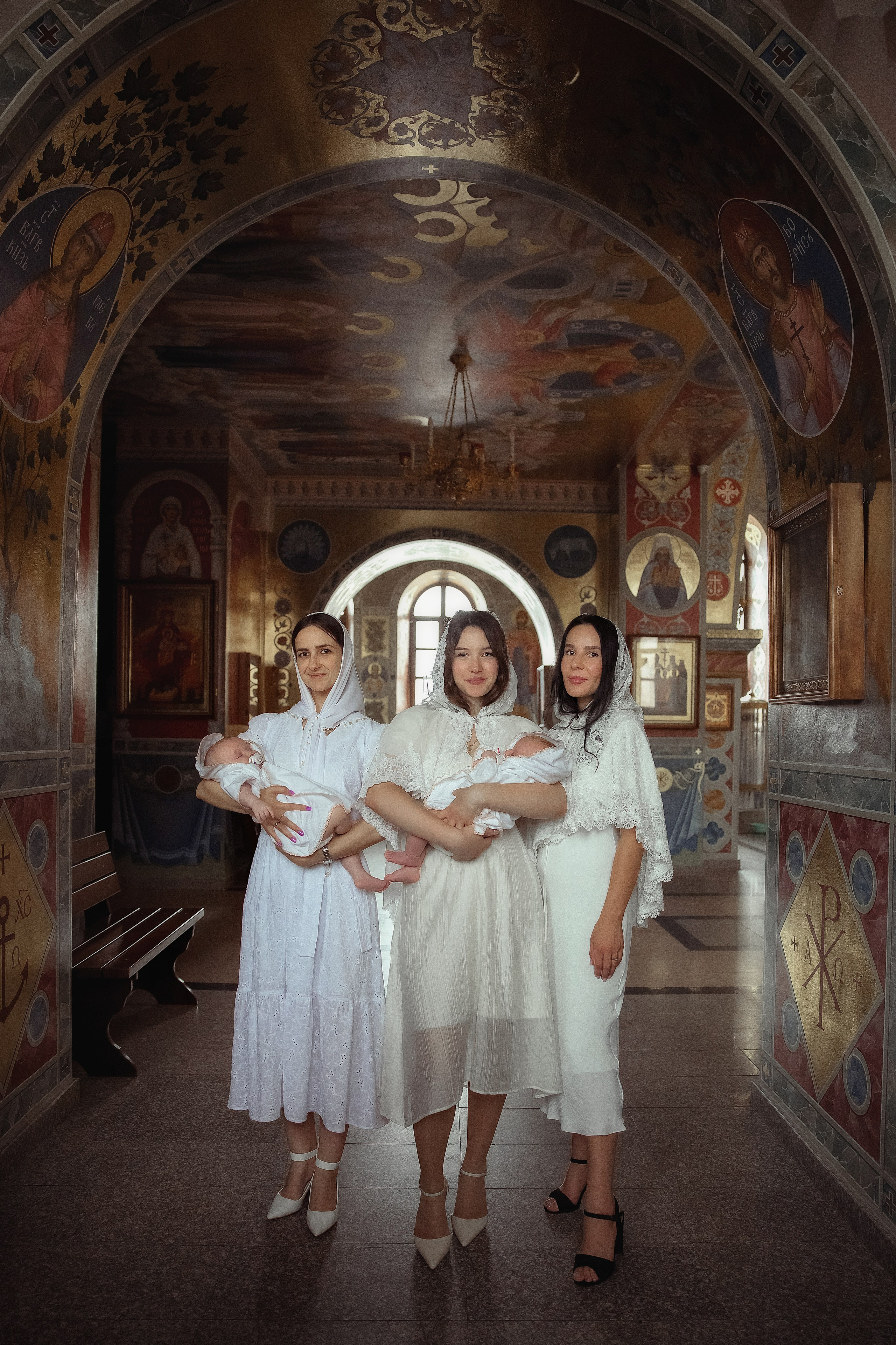 Крещение Софии и Мии. Фотограф на крещение и венчание